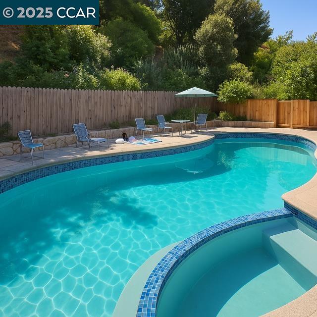 Pinole, California, 94564, United States, 3 Bedrooms Bedrooms, ,2 BathroomsBathrooms,Residential,For Sale,1877379