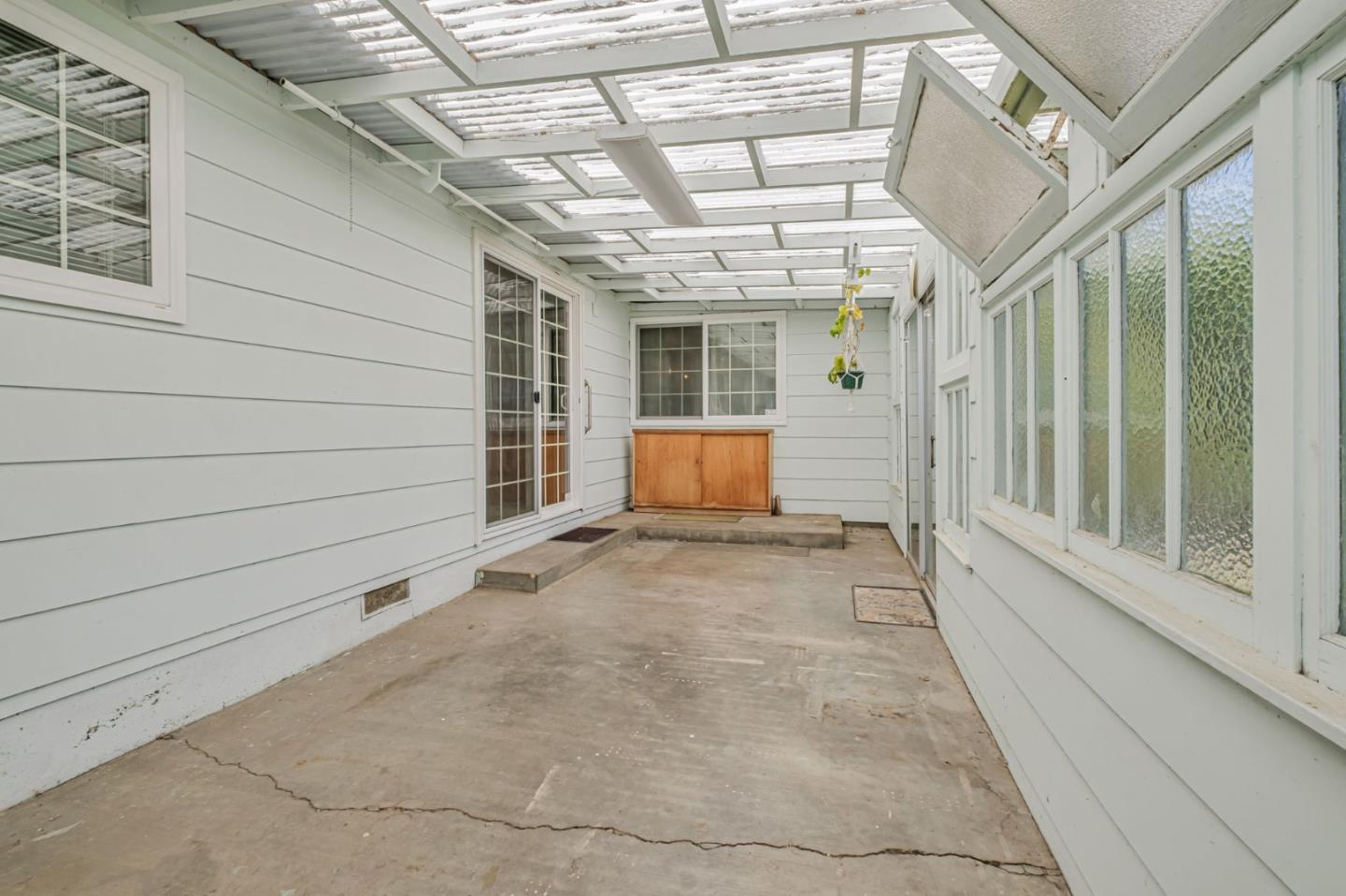 Watsonville, California, 95076, United States, 3 Bedrooms Bedrooms, ,2 BathroomsBathrooms,Residential,For Sale,1885327