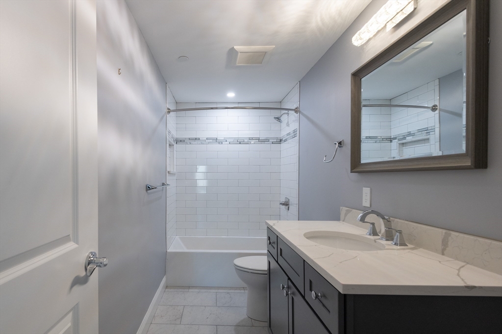 Boston, Massachusetts, 02132, United States, 2 Bedrooms Bedrooms, ,2 BathroomsBathrooms,Residential,For Sale,1912194