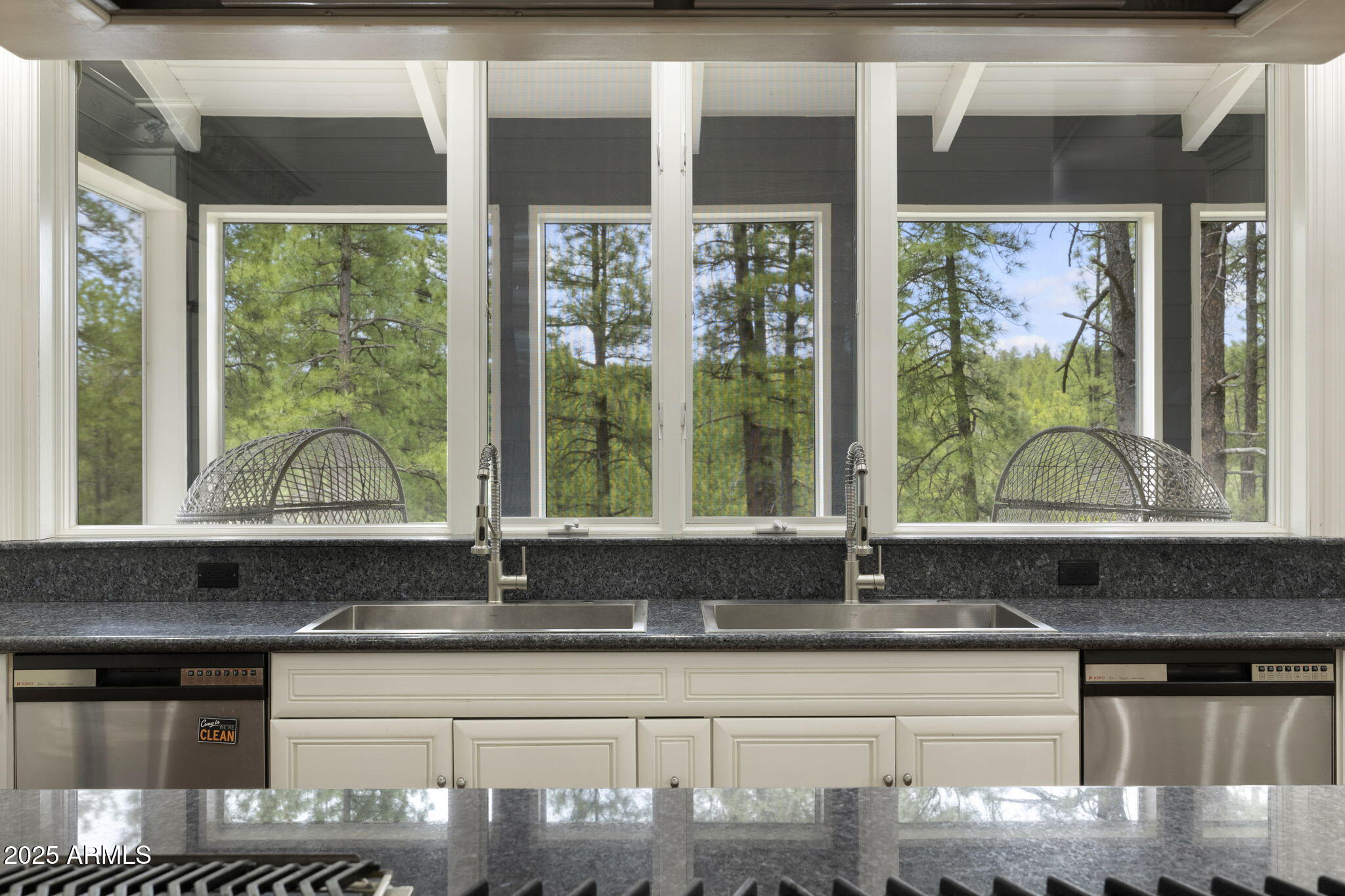 Munds Park, Arizona, 86017, United States, 5 Bedrooms Bedrooms, ,4 BathroomsBathrooms,Residential,For Sale,1932154