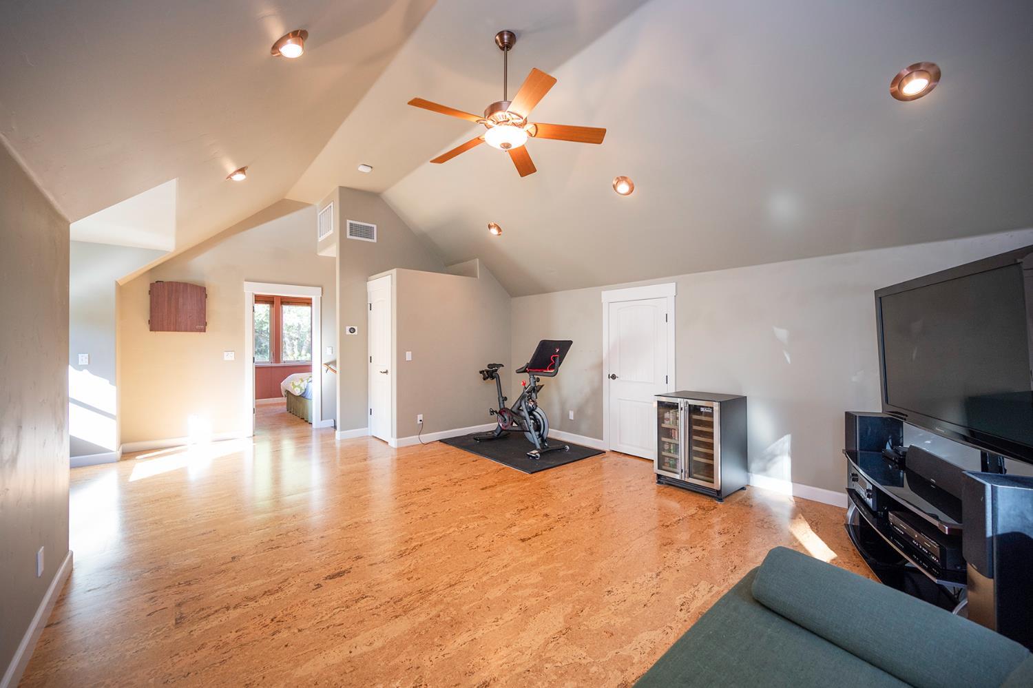 Placerville, California, 95667, United States, 3 Bedrooms Bedrooms, ,3 BathroomsBathrooms,Residential,For Sale,1937817