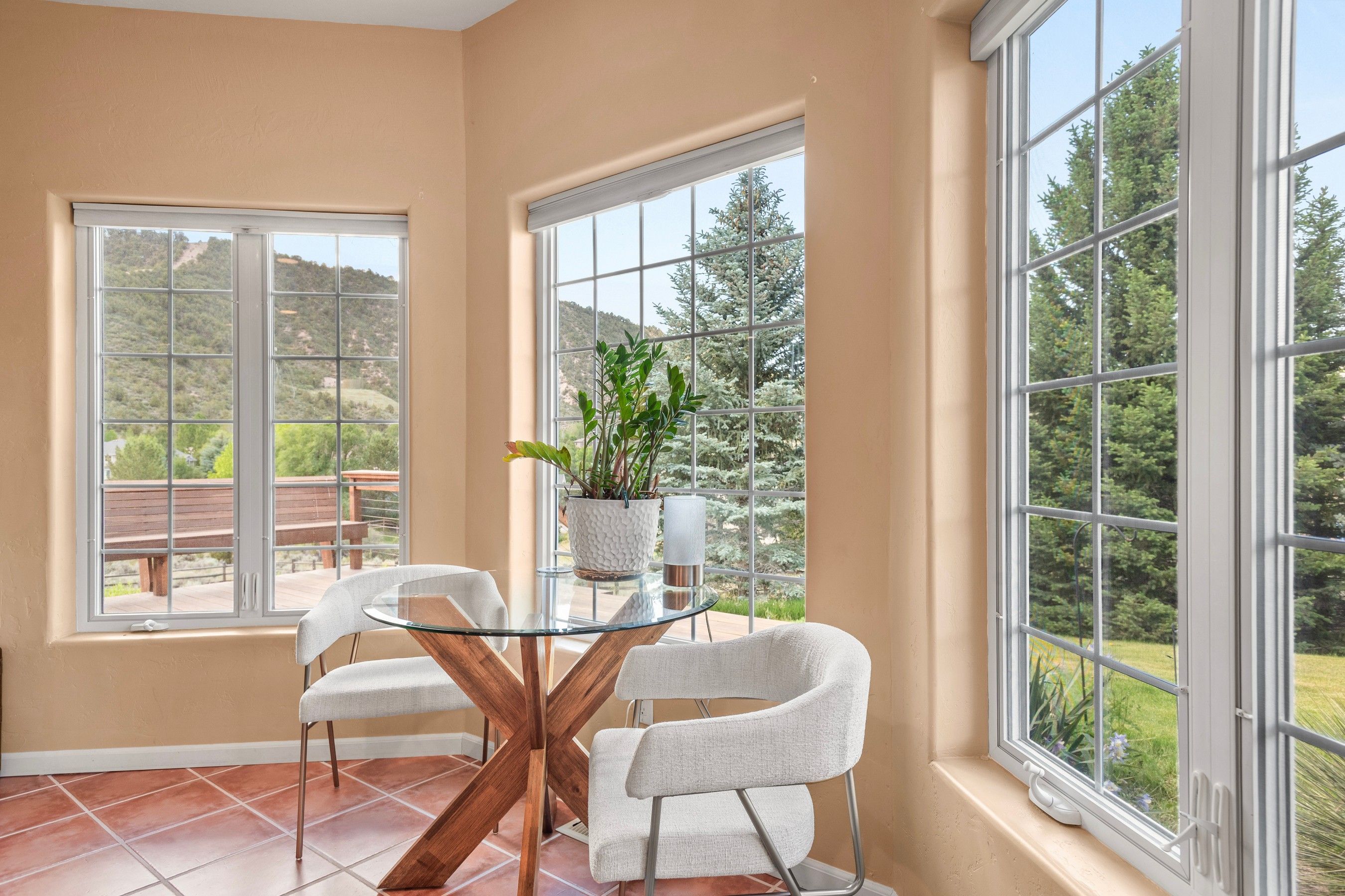  Move-In Ready Mountain Living - 物件實景