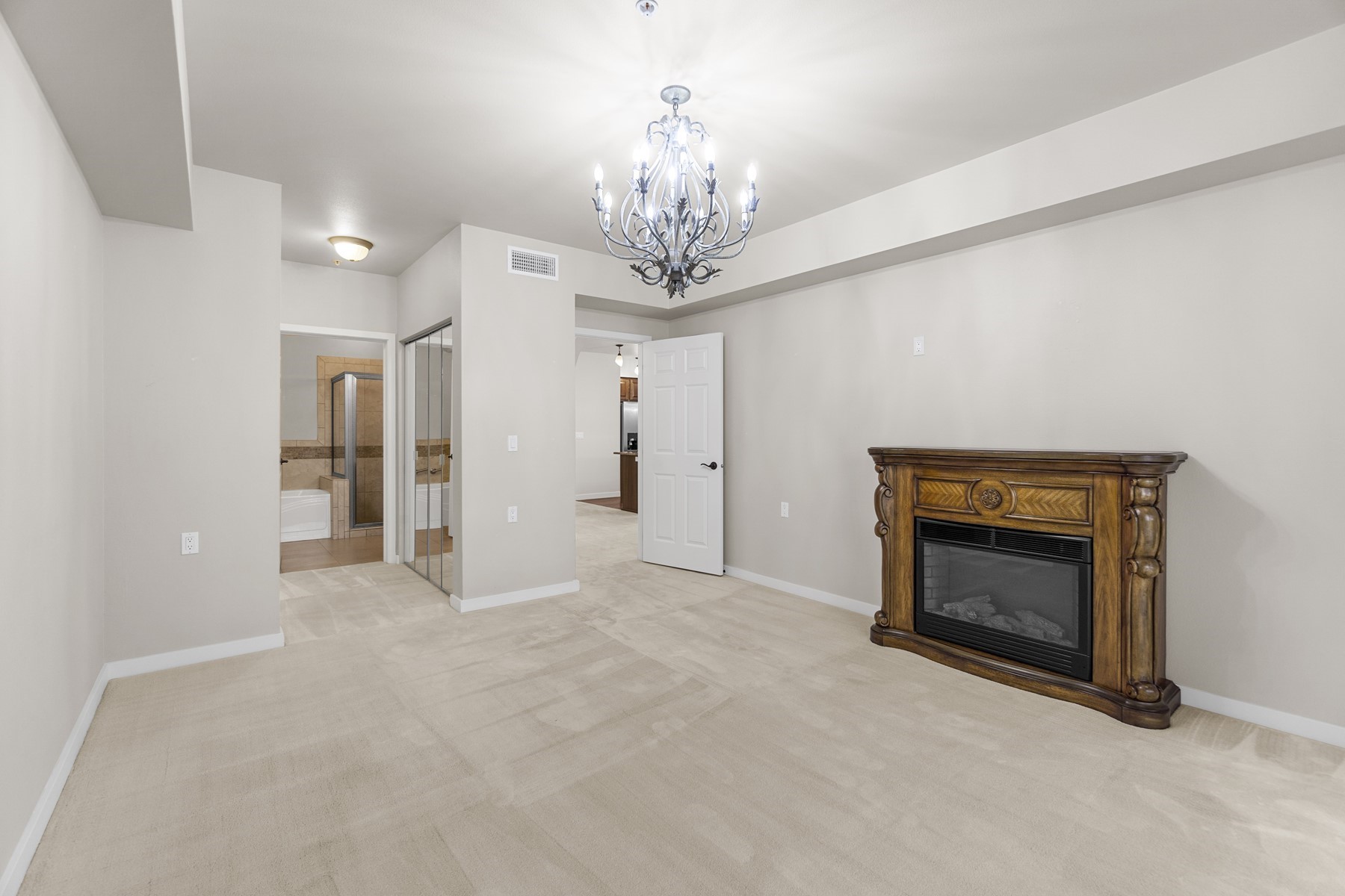  Luxury Waterfront Condo on Spokane River - 物件實景