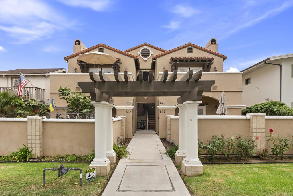 Coronado, California, 92118, United States, 3 Bedrooms Bedrooms, ,2 BathroomsBathrooms,Residential,For Sale,1991535