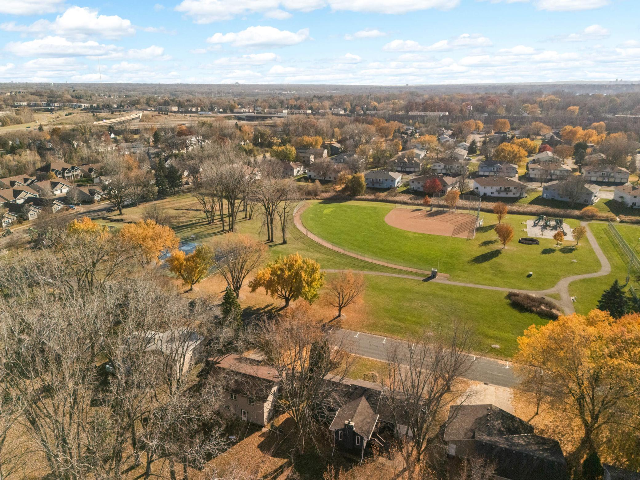 Vadnais Heights, Minnesota, 55127, United States, 4 Bedrooms Bedrooms, ,2 BathroomsBathrooms,Residential,For Sale,1993566