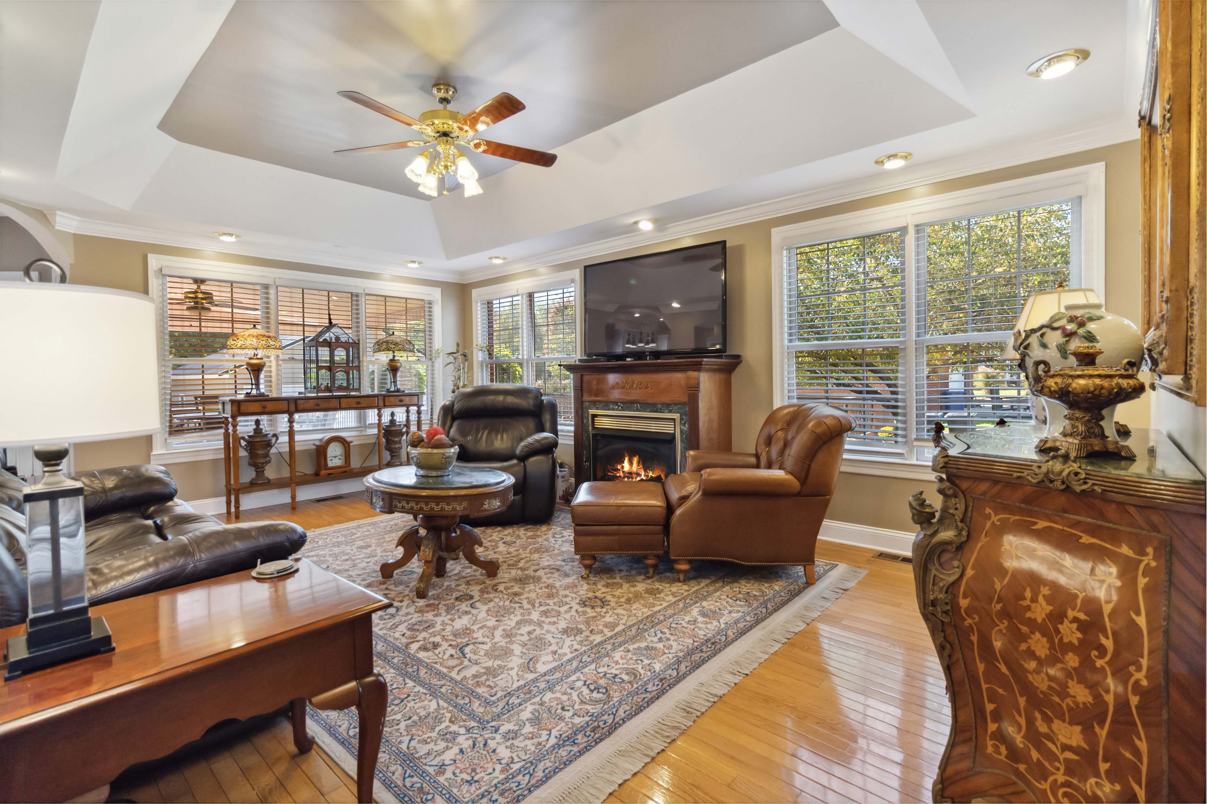 Corbin, Kentucky, 40701, United States, 10 Bedrooms Bedrooms, ,10 BathroomsBathrooms,Residential,For Sale,2045209