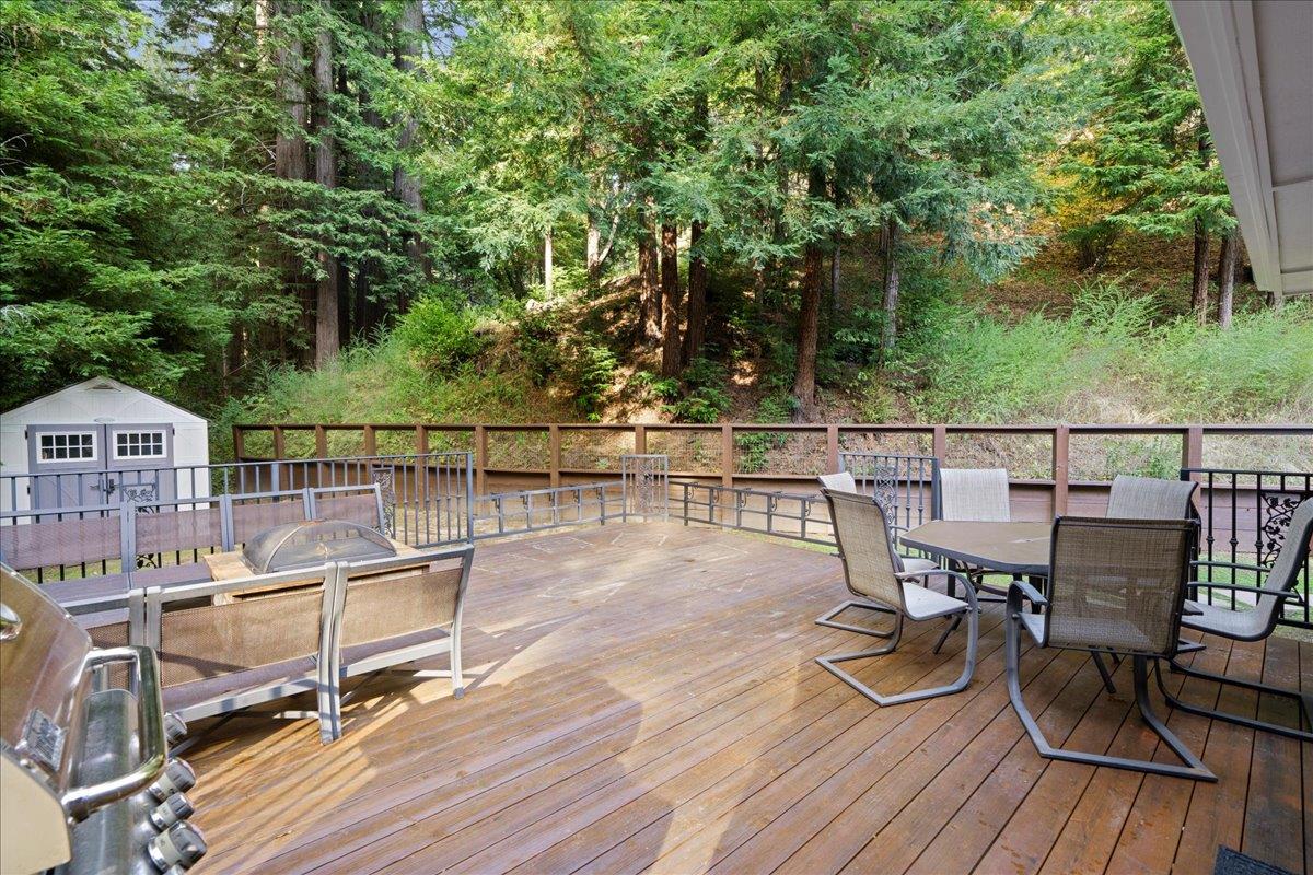 Los Gatos, California, 95033, United States, 3 Bedrooms Bedrooms, ,2 BathroomsBathrooms,Residential,For Sale,1839951
