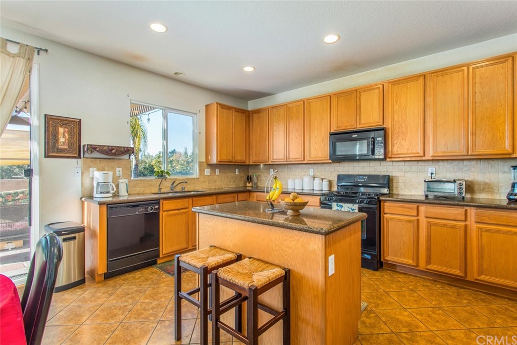 Mentone, California, 92359, United States, 3 Bedrooms Bedrooms, ,3 BathroomsBathrooms,Residential,For Sale,1927763