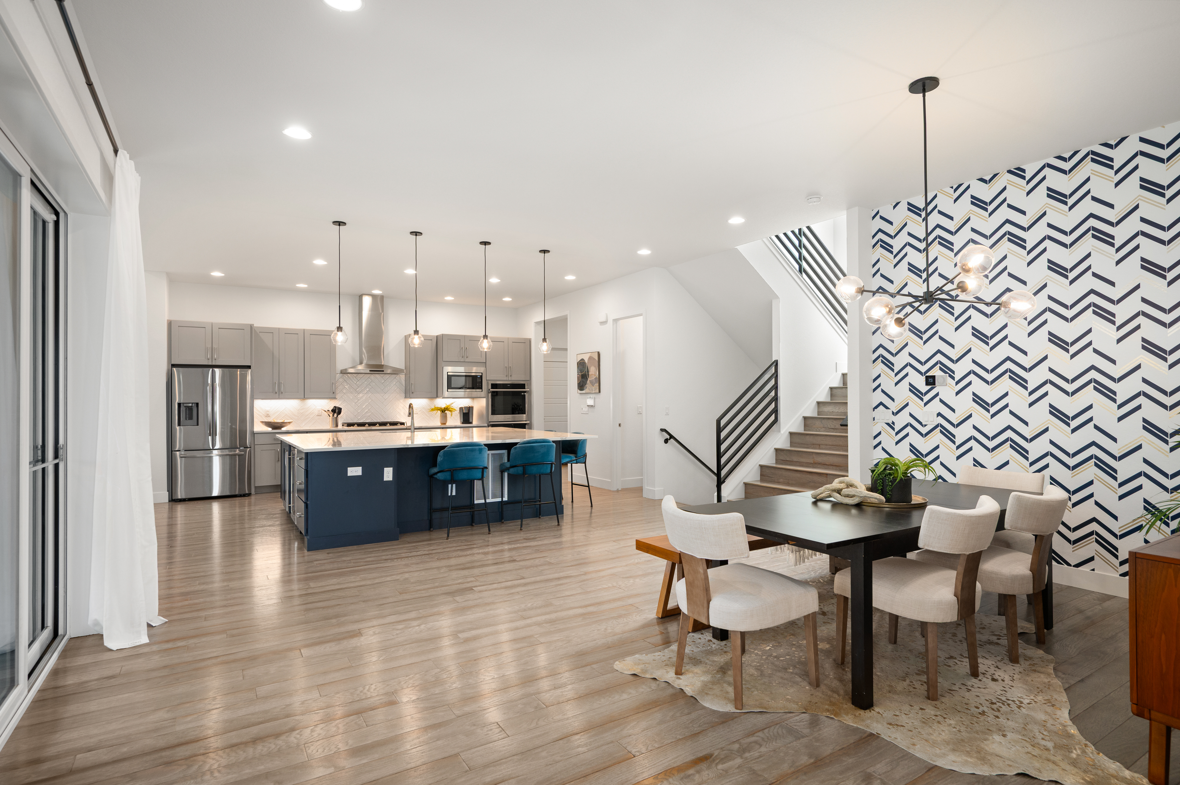  Contemporary Residence with Mid-Century Influence - 物件實景