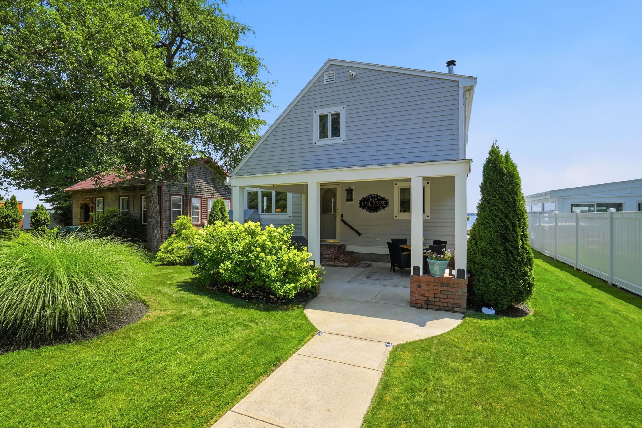  145 Staples Shore Rd, Lakeville - 物件實景