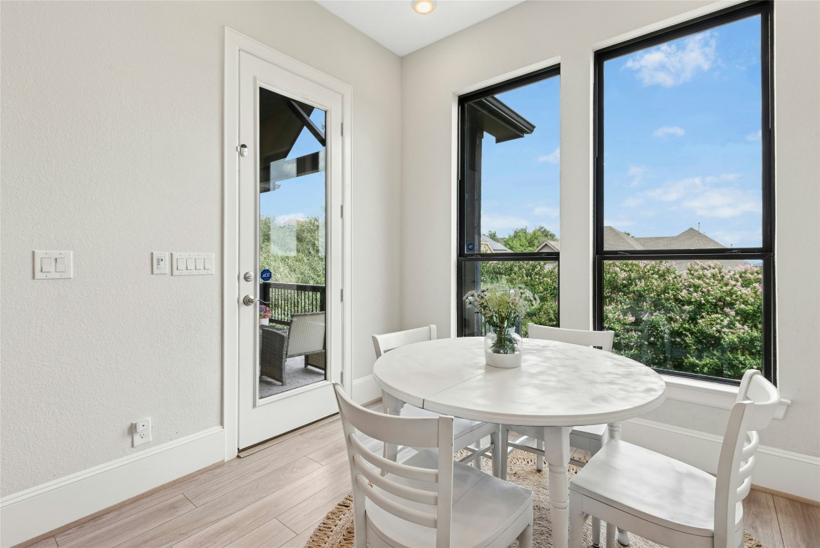 Austin, Texas, 78734, United States, 4 Bedrooms Bedrooms, ,4 BathroomsBathrooms,Residential,For Sale,1883410