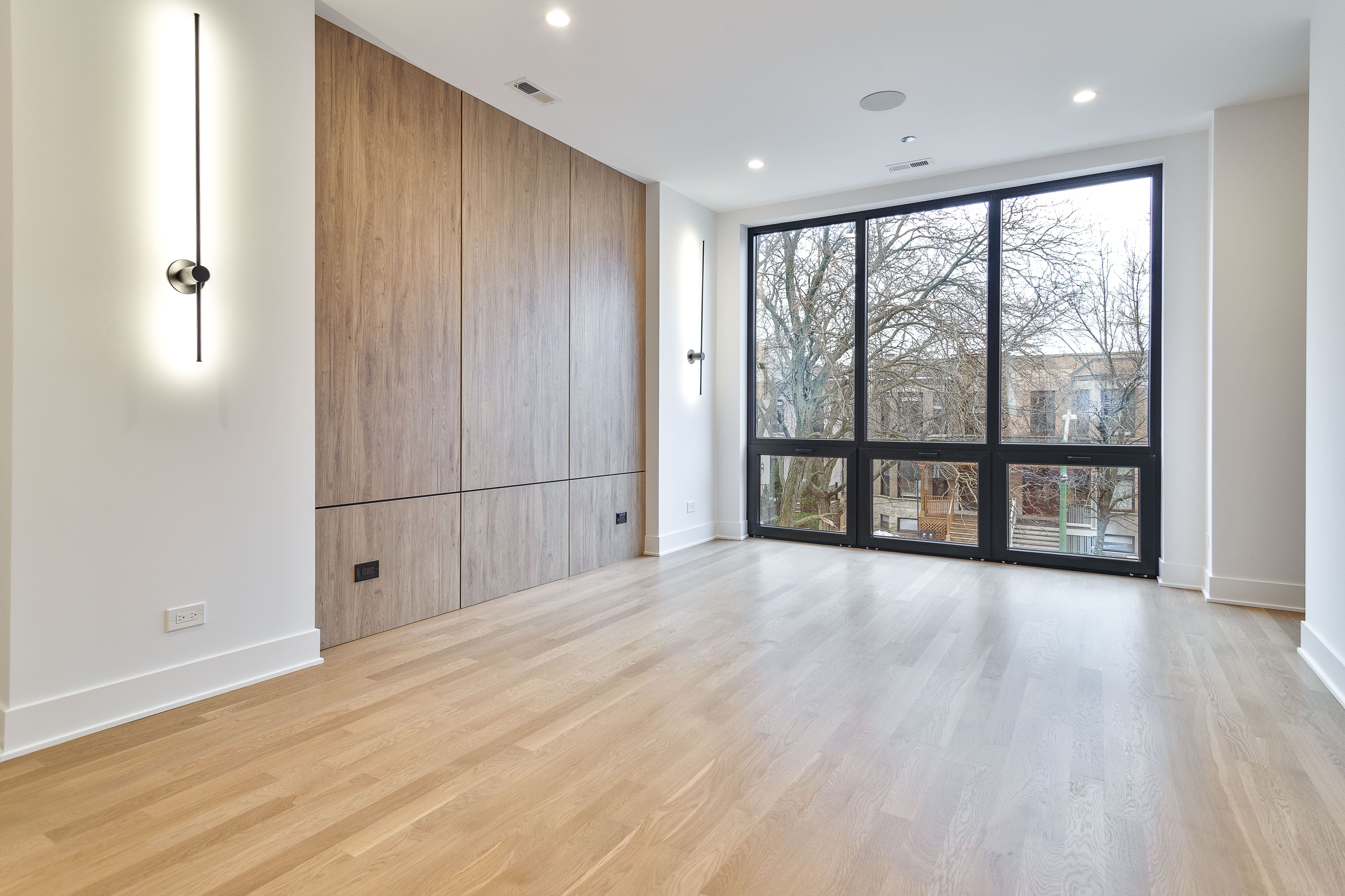  Distinguished New Construction Single-Family Home - 物件實景