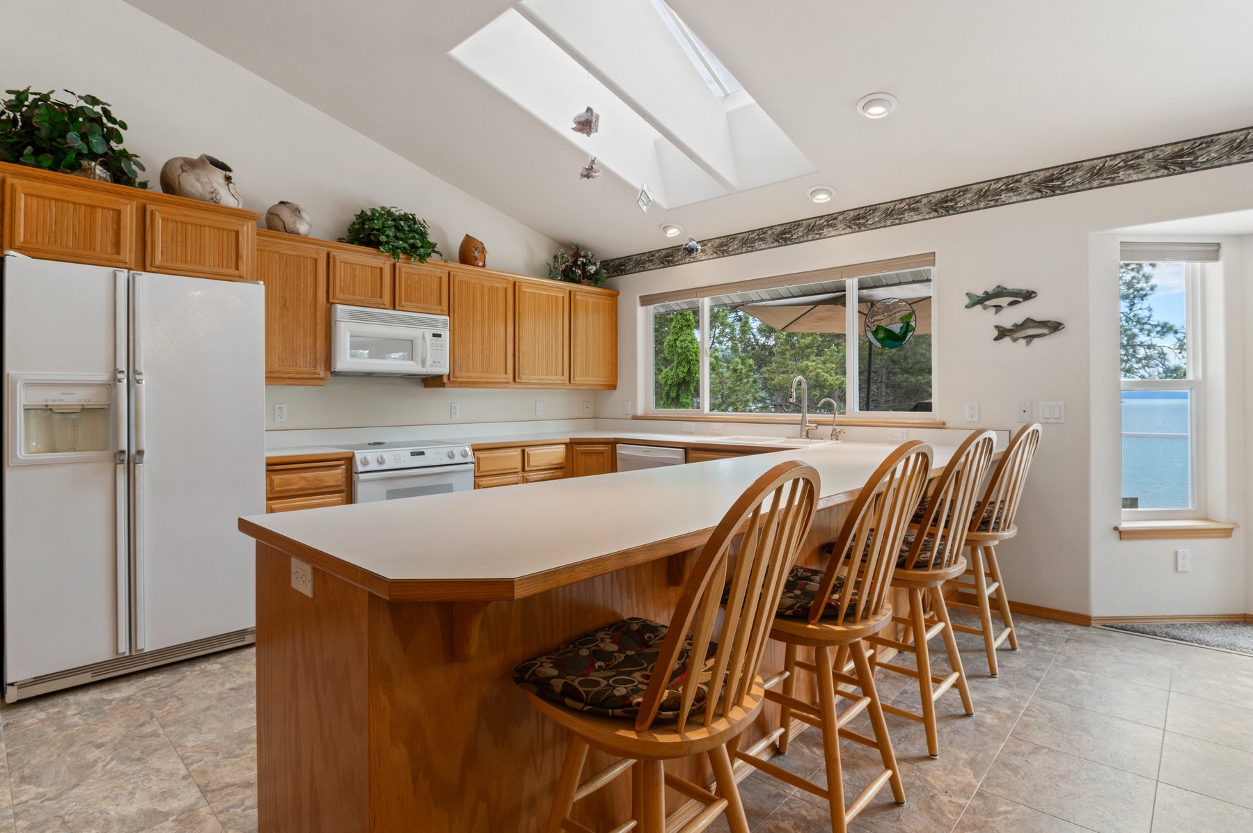 Sandpoint, Idaho, 83864, United States, 4 Bedrooms Bedrooms, ,4 BathroomsBathrooms,Residential,For Sale,1834691