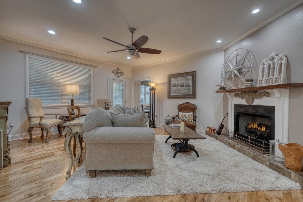 Blairsville, Georgia, 30512, United States, 4 Bedrooms Bedrooms, ,3 BathroomsBathrooms,Residential,For Sale,1893432