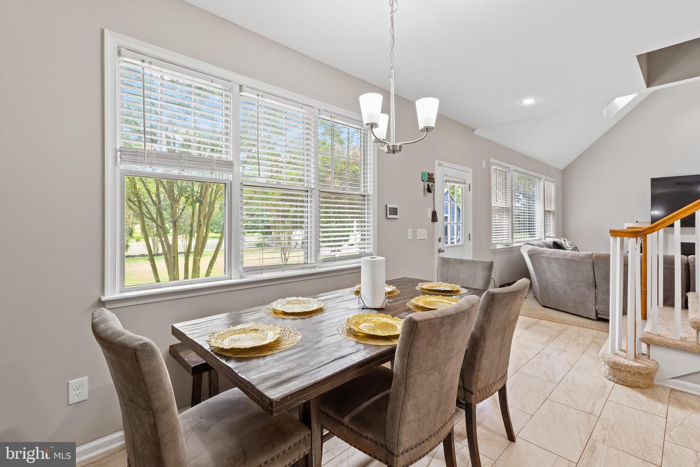 Salisbury, Maryland, 21801, United States, 8 Bedrooms Bedrooms, ,4 BathroomsBathrooms,Residential,For Sale,1857106