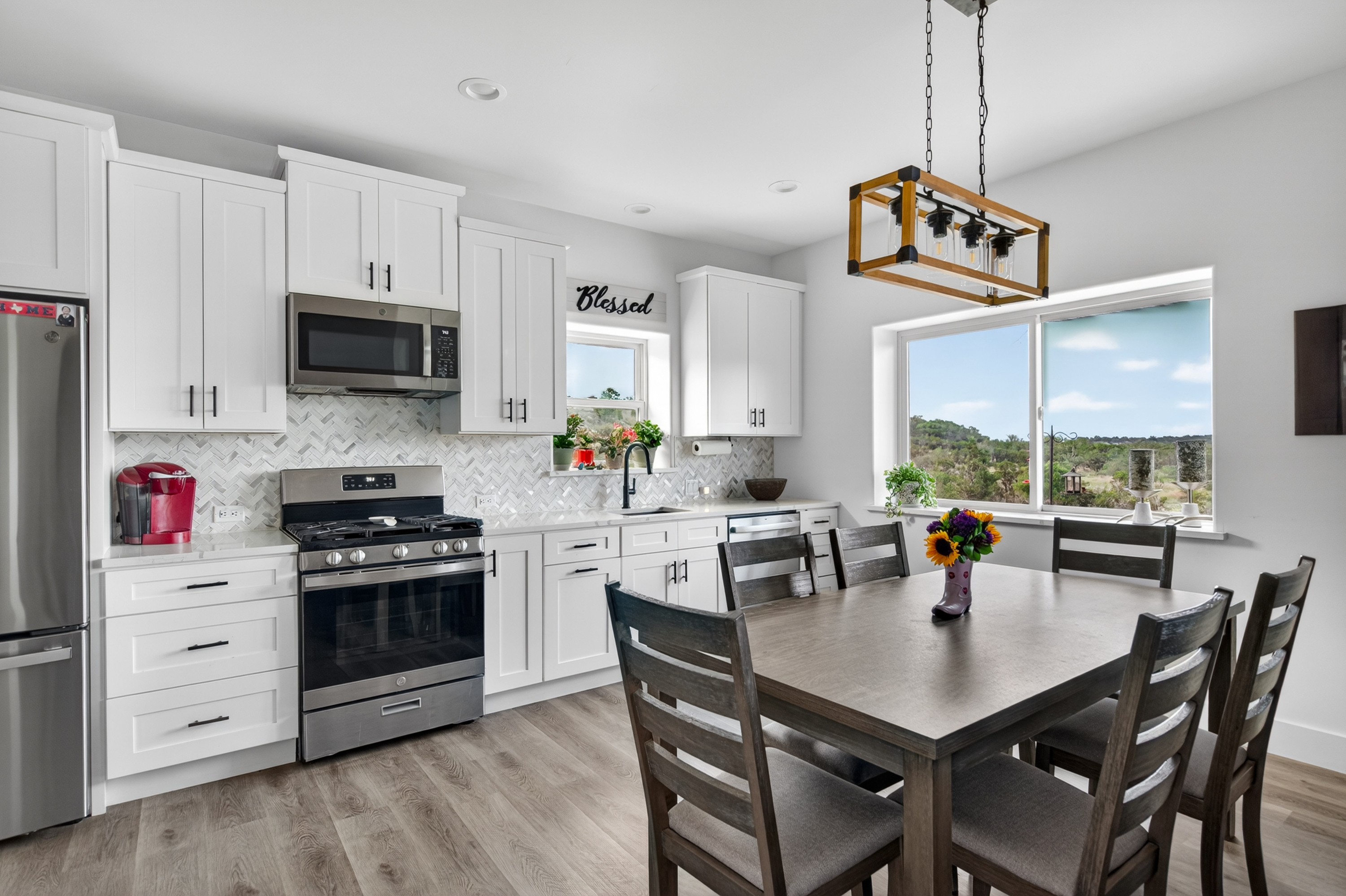  598 Lookout Mountain Road, Johnson City, TX 78636 - 物件實景