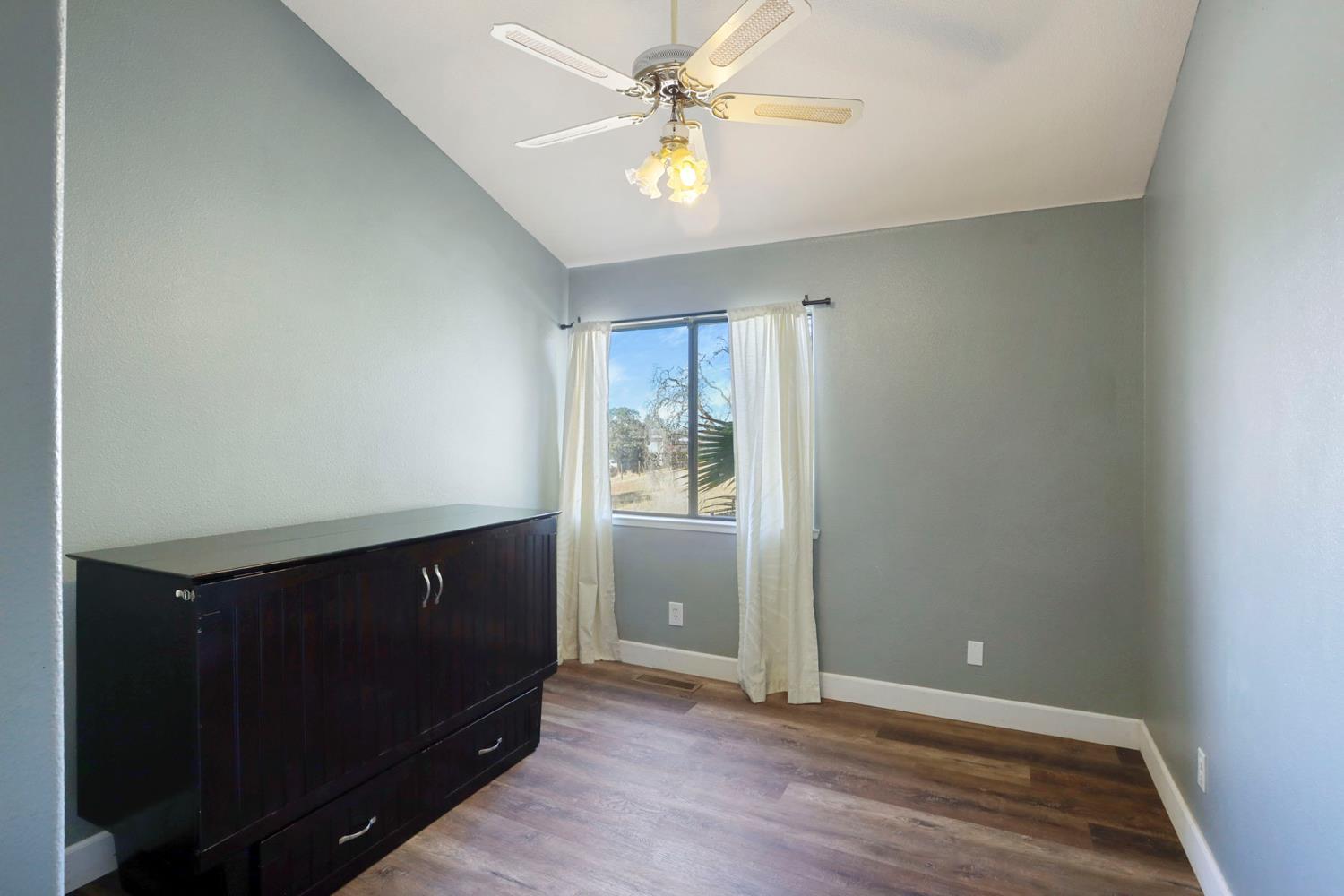 Valley Springs, California, 95252, United States, 3 Bedrooms Bedrooms, ,2 BathroomsBathrooms,Residential,For Sale,1978438