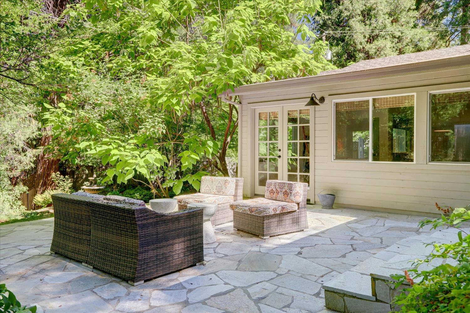 Nevada City, California, 95959, United States, 2 Bedrooms Bedrooms, ,2 BathroomsBathrooms,Residential,For Sale,1984222