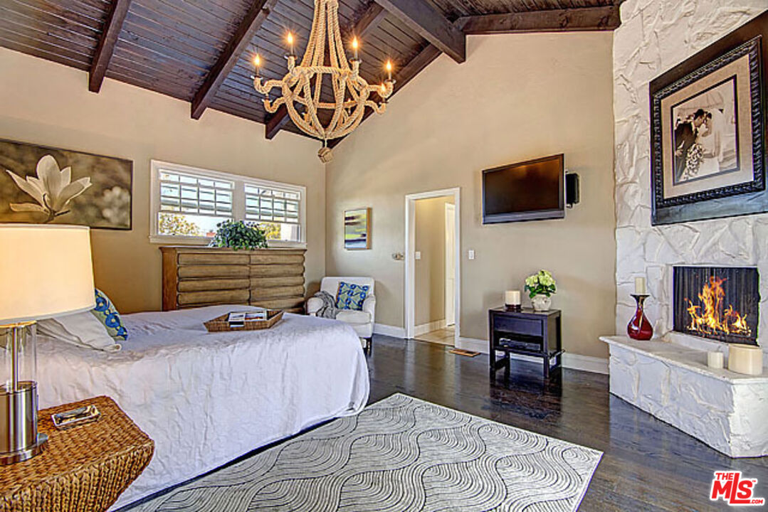 Westchester, California, 90045, United States, 4 Bedrooms Bedrooms, ,1 BathroomBathrooms,Residential,For Sale,1917458
