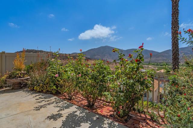 Spring Valley, California, 91977, United States, 4 Bedrooms Bedrooms, ,3 BathroomsBathrooms,Residential,For Sale,1923507