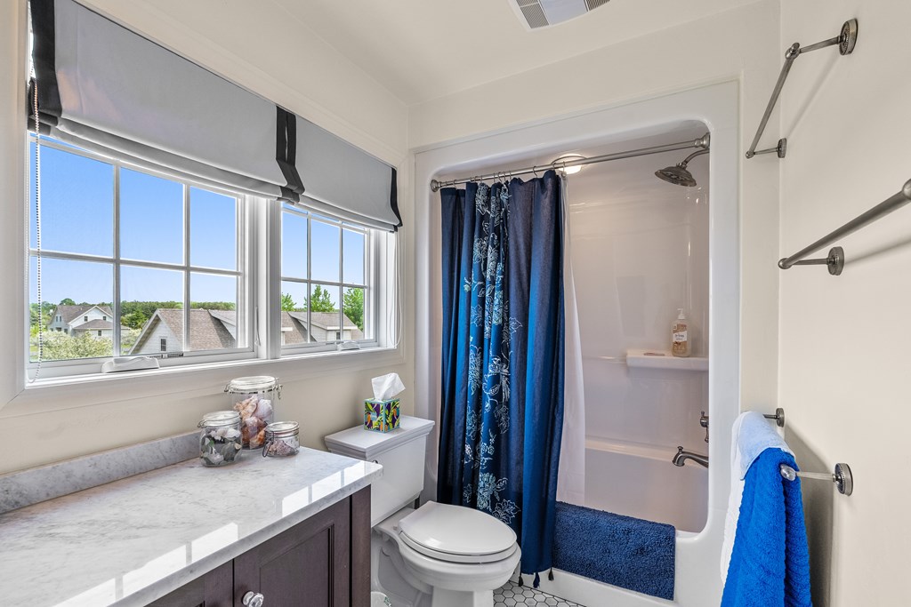 Egg Harbor, Wisconsin, 54209, United States, 3 Bedrooms Bedrooms, ,3 BathroomsBathrooms,Residential,For Sale,1927227