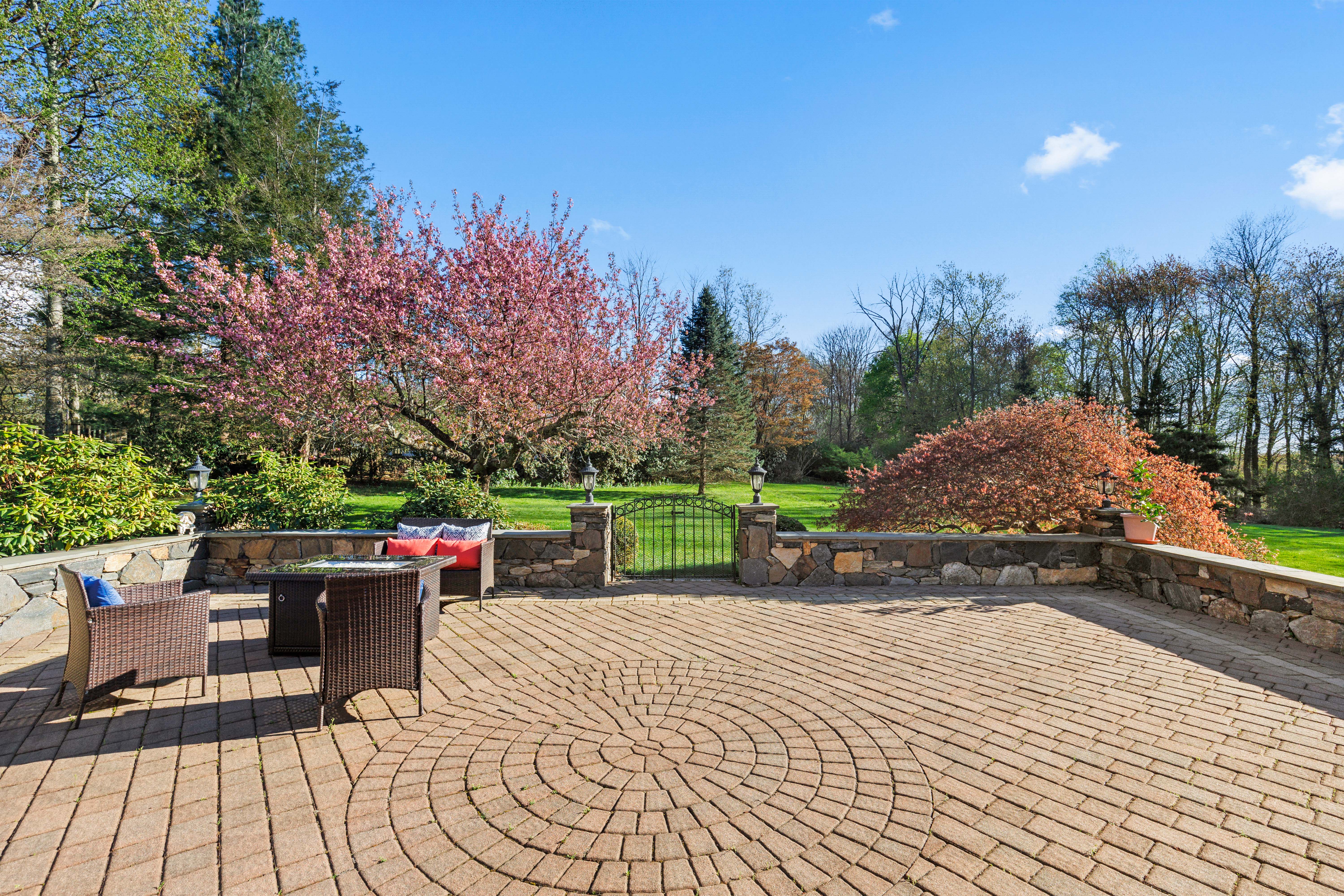  1 Redbrooke Place - 物件實景