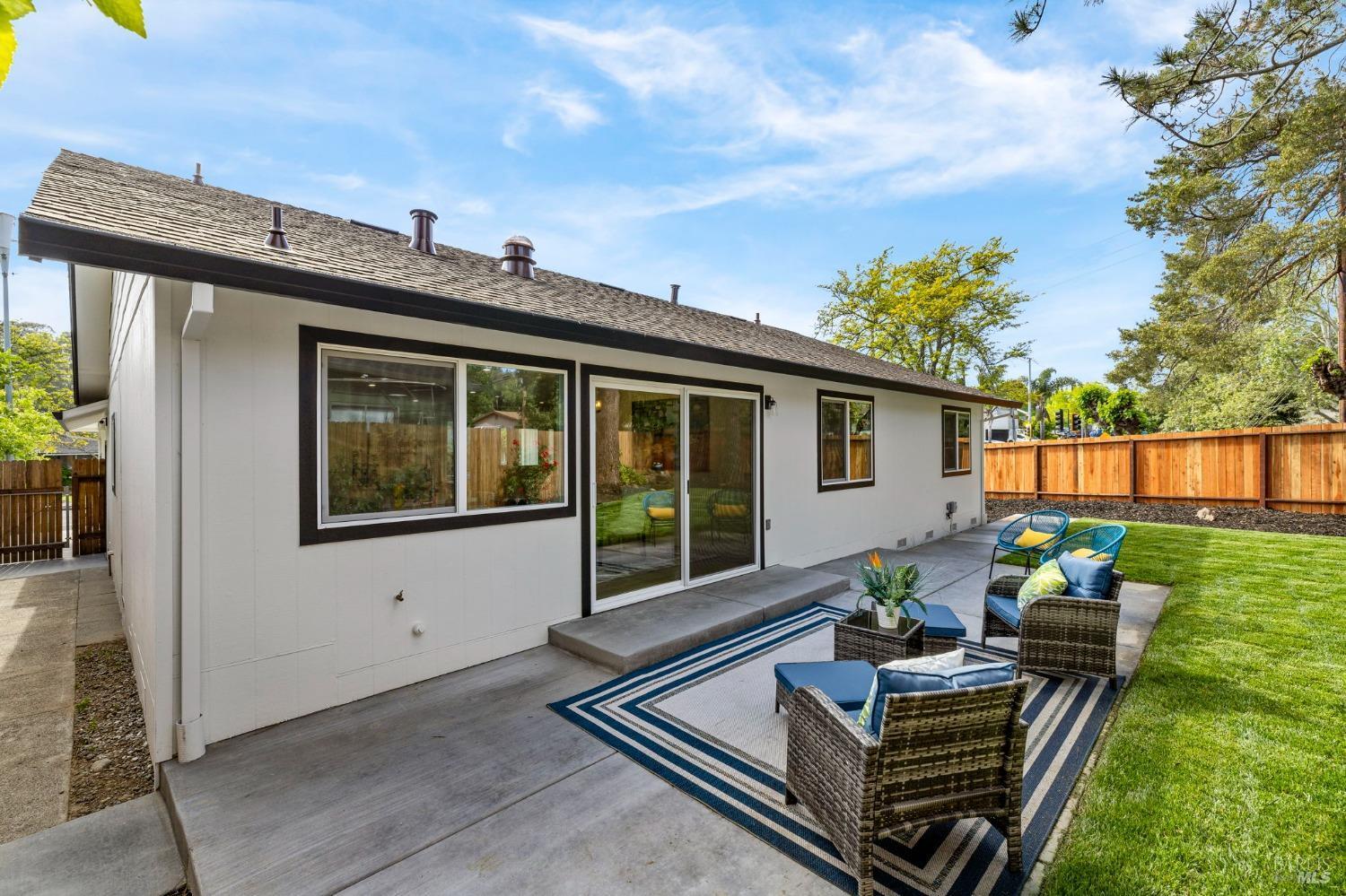 Santa Rosa, California, 95404, United States, 3 Bedrooms Bedrooms, ,2 BathroomsBathrooms,Residential,For Sale,1872467