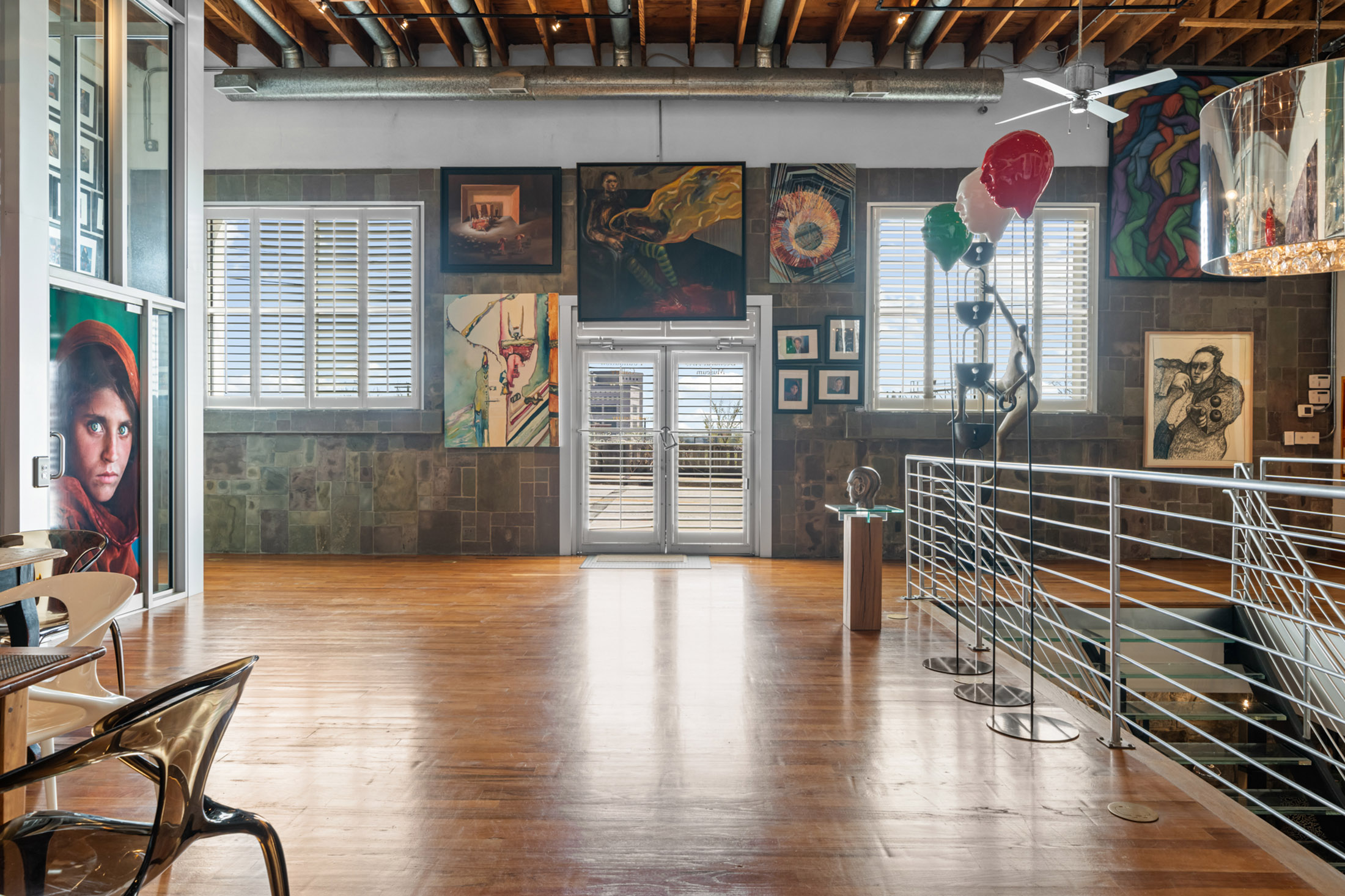  Extraordinary 1925 Landmark Live-Work Building in the Heart of Castleberry Hill - 物件實景