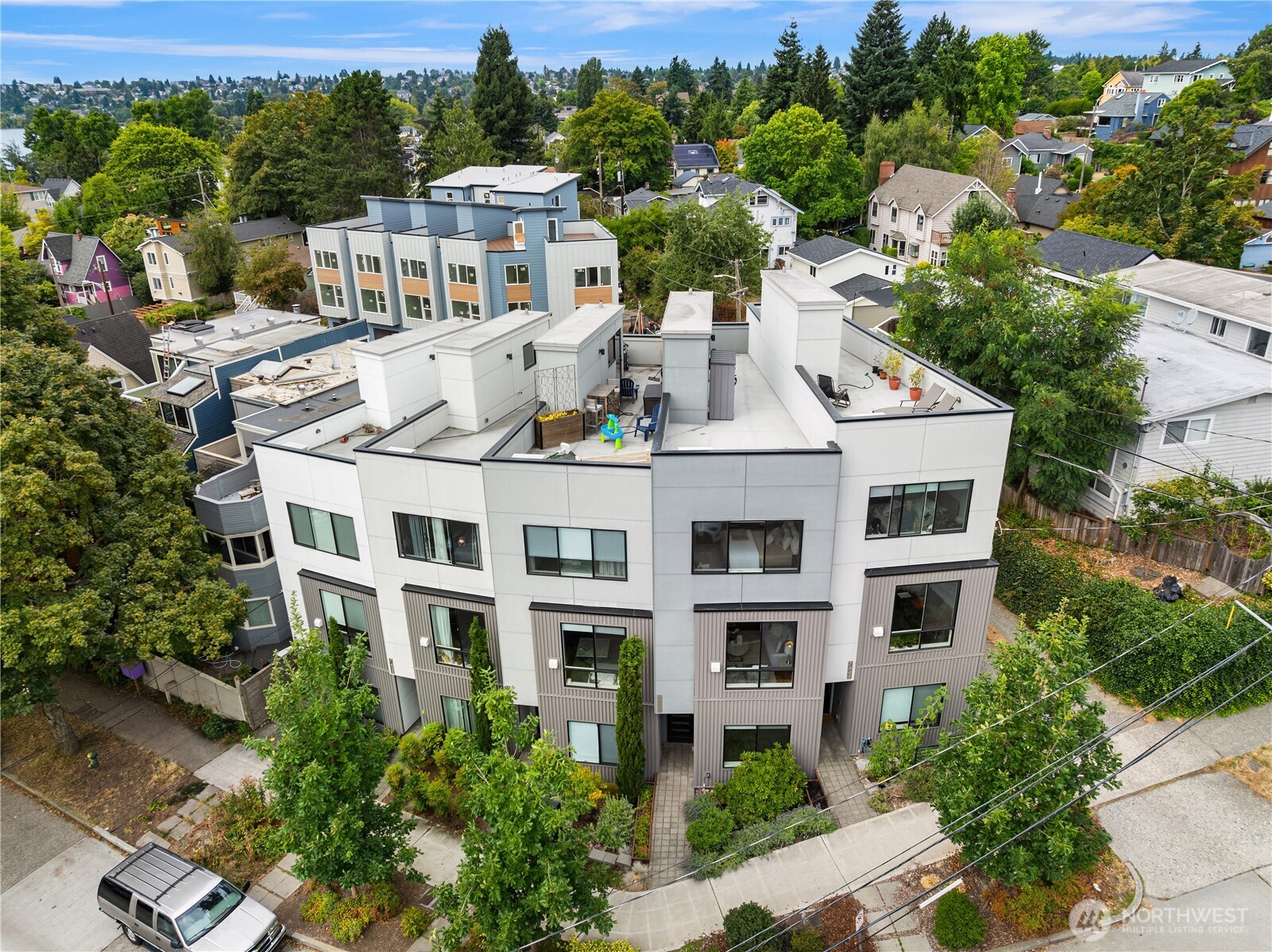 Seattle, Washington, 98115, United States, 3 Bedrooms Bedrooms, ,Residential,For Sale,1926202