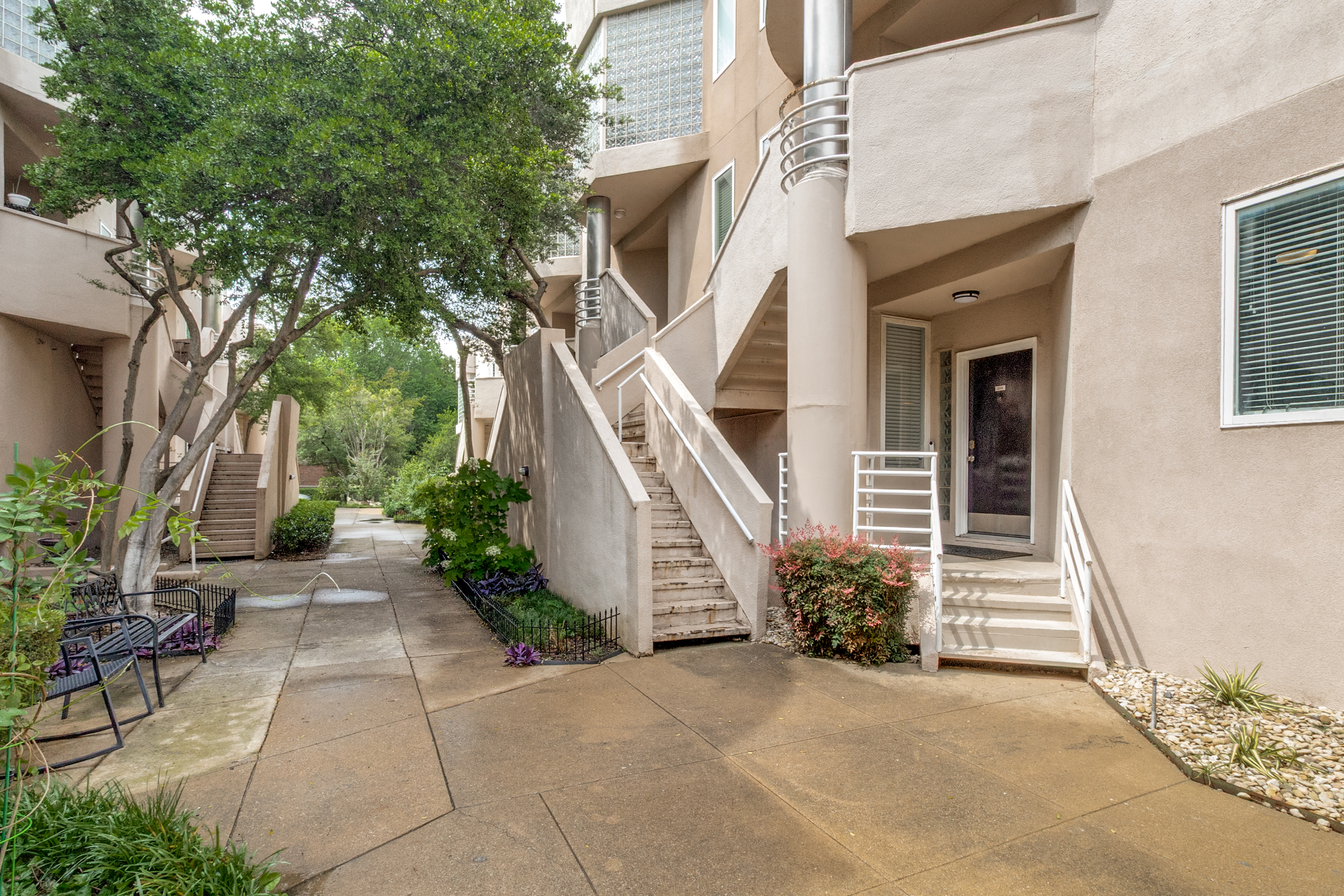  4040 Avondale Avenue #204 - 物件實景