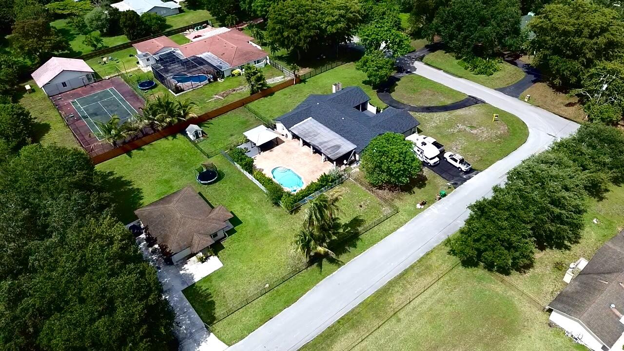 Davie, Florida, 33328, United States, 7 Bedrooms Bedrooms, ,5 BathroomsBathrooms,Residential,For Sale,2039860