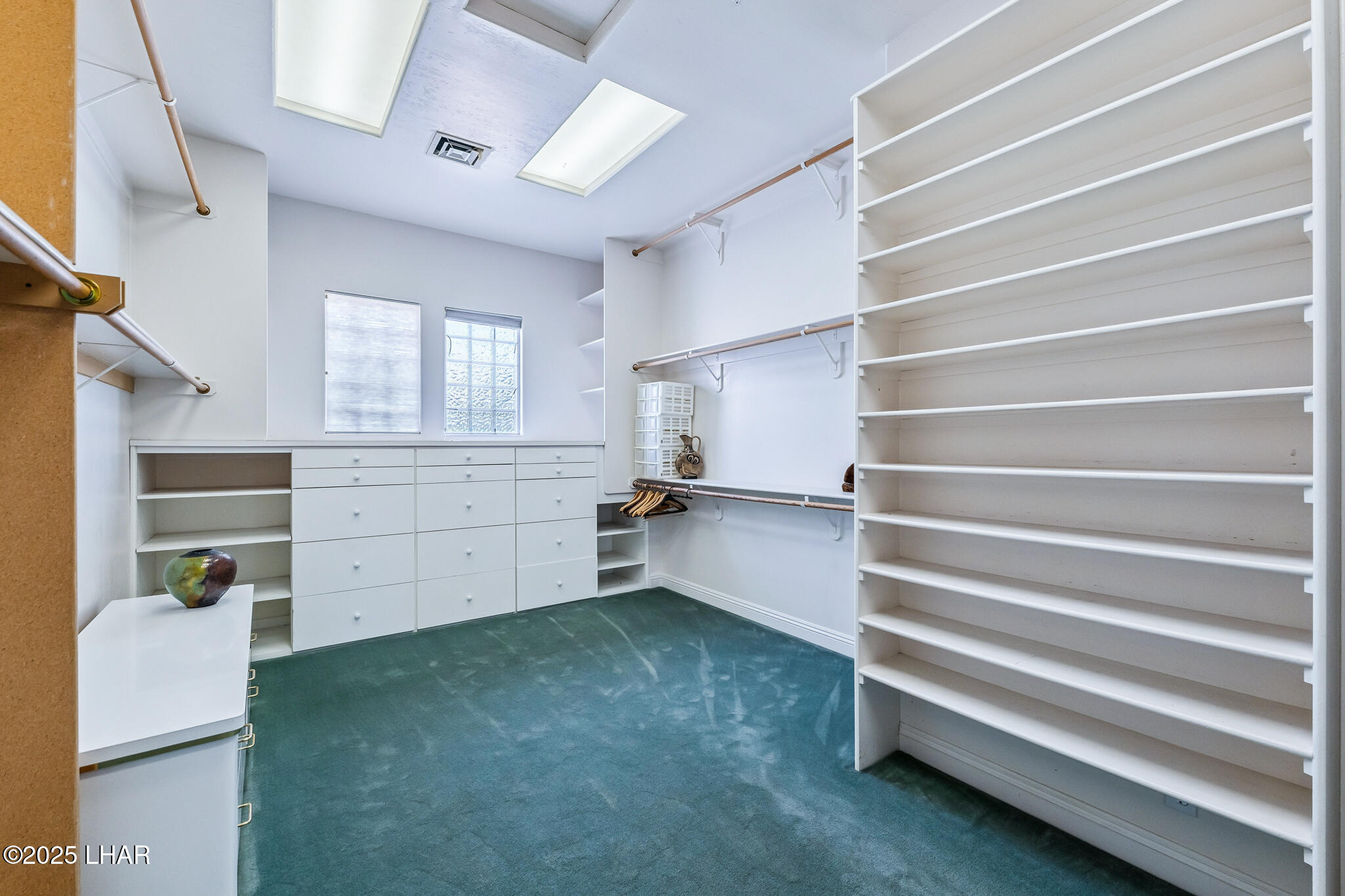 Lake Havasu City, Arizona, 86406, United States, 4 Bedrooms Bedrooms, ,2 BathroomsBathrooms,Residential,For Sale,1901337