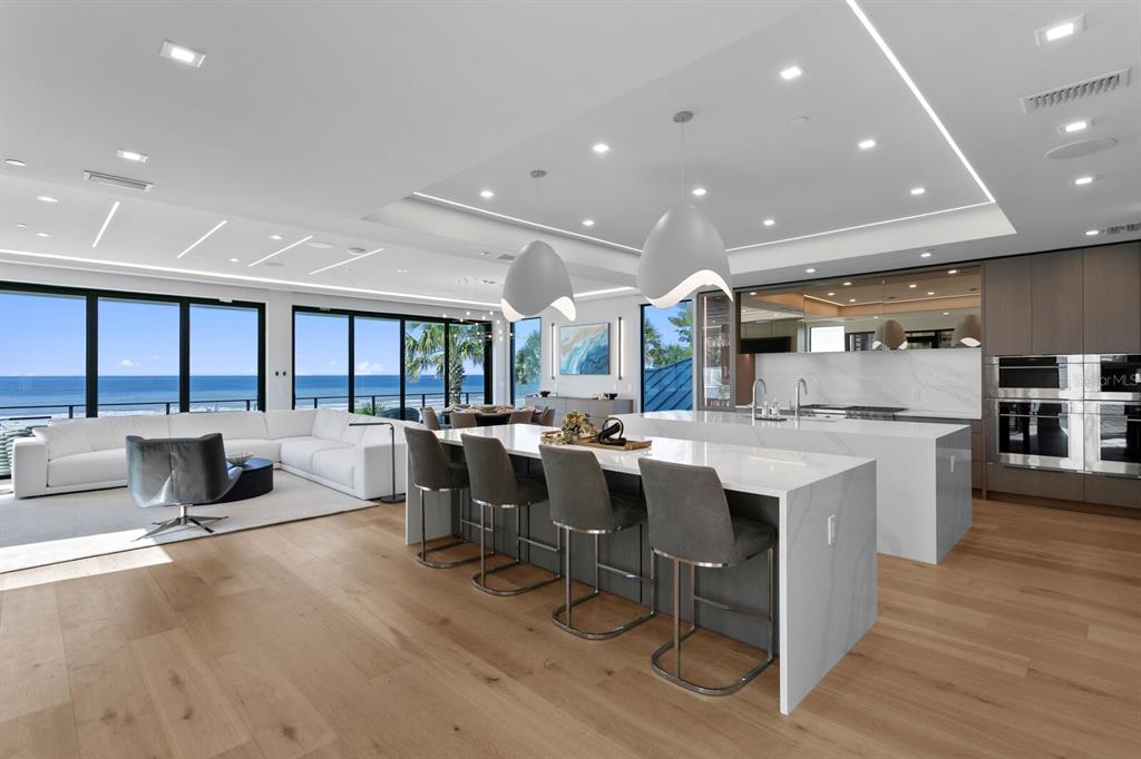 Indian Rocks Beach, Florida, 33785, United States, 8 Bedrooms Bedrooms, ,11 BathroomsBathrooms,Residential,For Sale,1997282