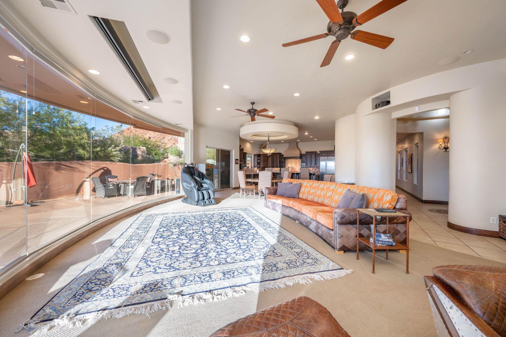 St George, Utah, 84770, United States, 4 Bedrooms Bedrooms, ,5 BathroomsBathrooms,Residential,For Sale,1976696