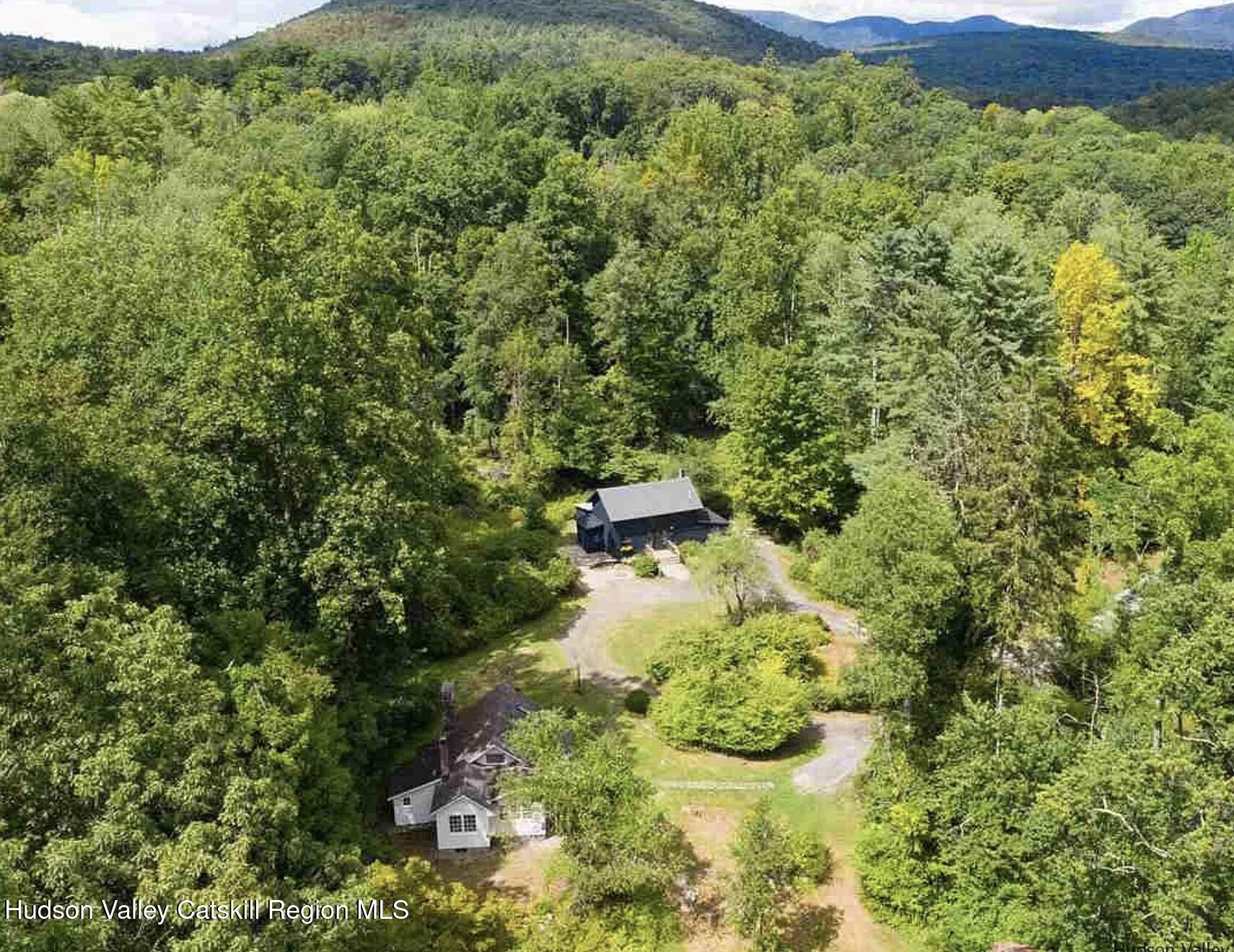 Woodstock, New York, 12409, United States, 2 Bedrooms Bedrooms, ,2 BathroomsBathrooms,Residential,For Sale,1949648