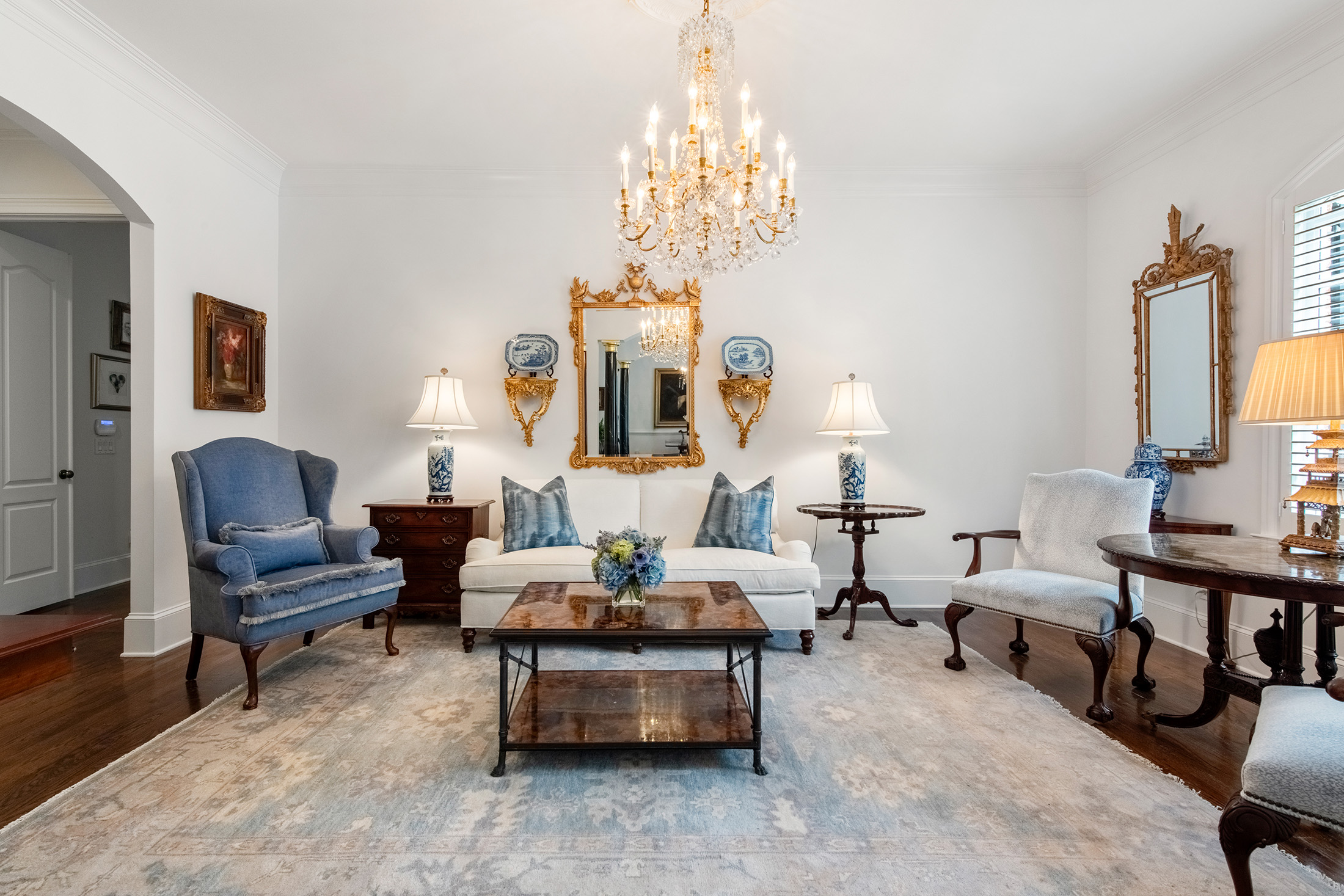  Magnificent Gated Vinings Estate Blends Elegance, Comfort and Lifestyle - 物件實景