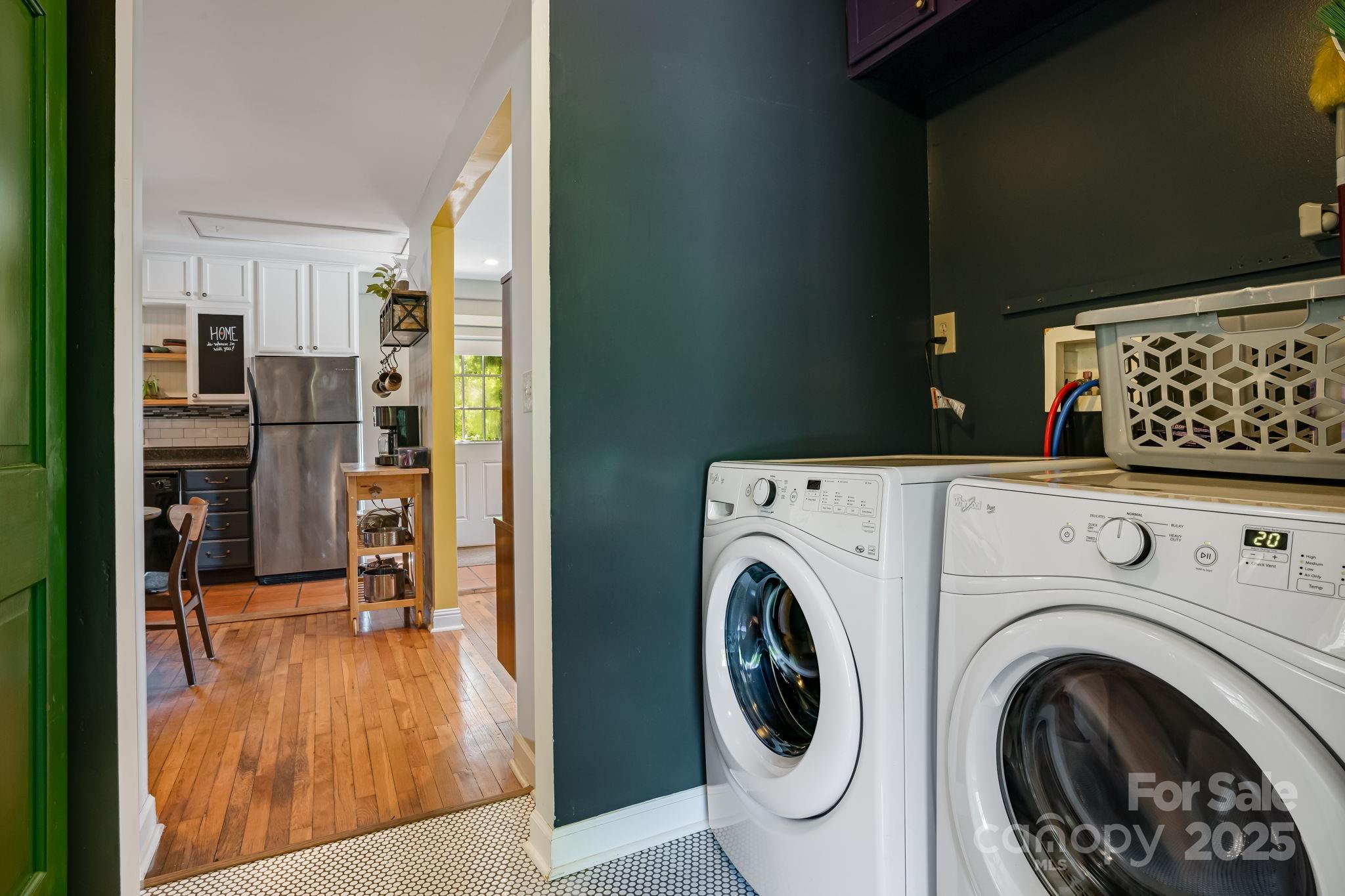 Asheville, North Carolina, 28804, United States, 4 Bedrooms Bedrooms, ,2 BathroomsBathrooms,Residential,For Sale,1977861