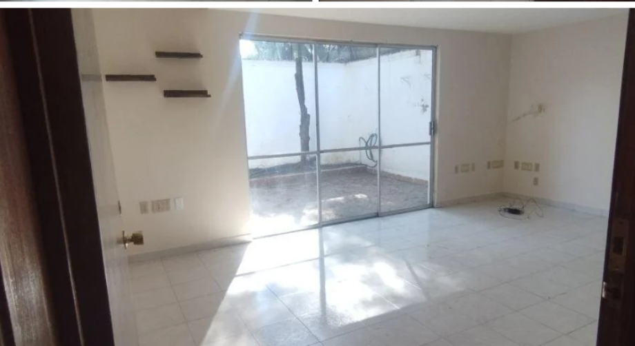 Xochimilco, Ciudad de México, 16020, Mexico, 4 Bedrooms Bedrooms, ,3 BathroomsBathrooms,Residential,For Sale,2003273