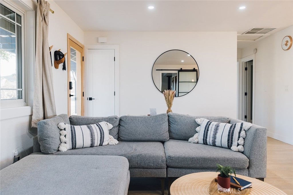 Yucca Valley, California, 92284, United States, 3 Bedrooms Bedrooms, ,2 BathroomsBathrooms,Residential,For Sale,1981322