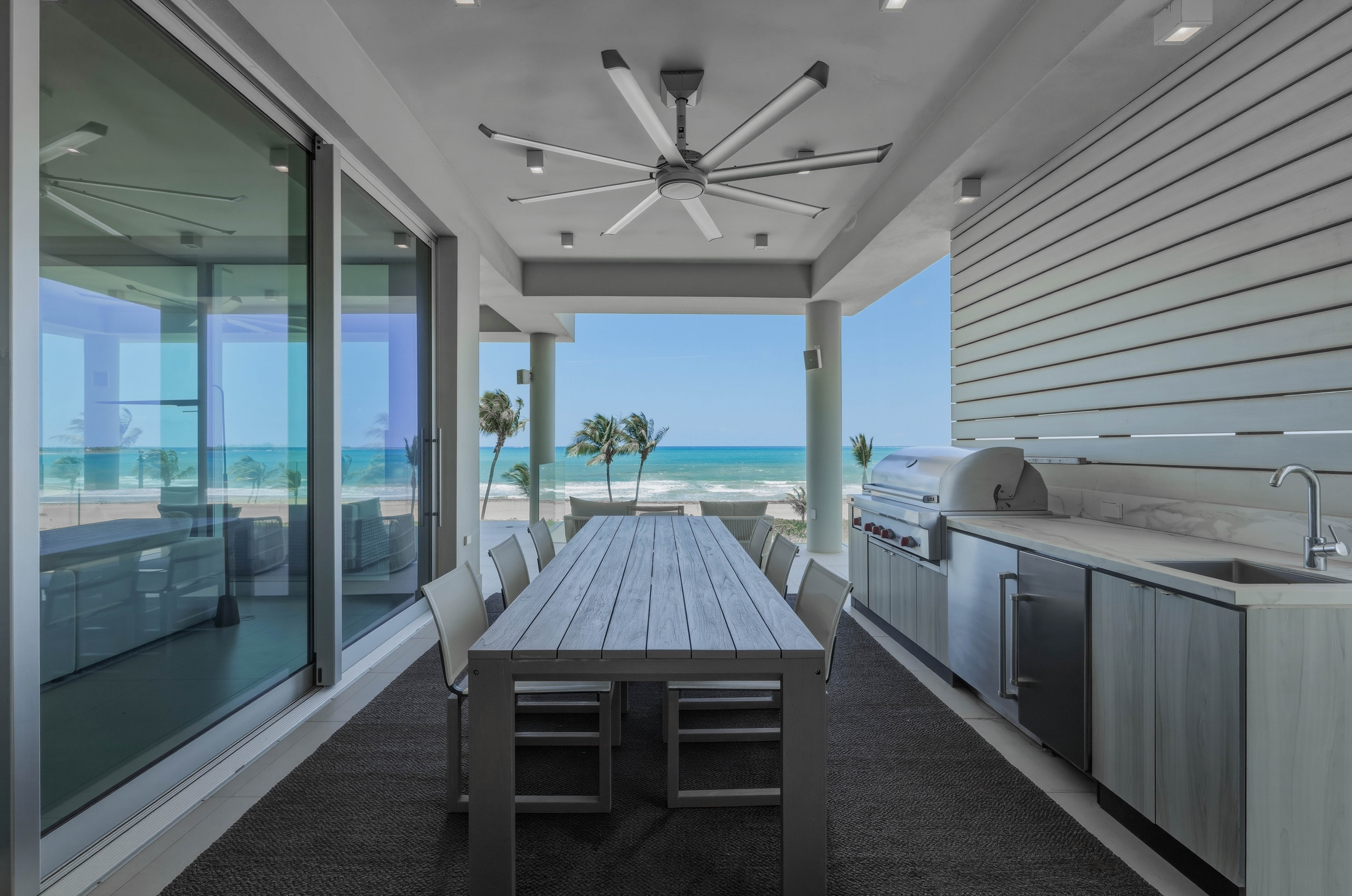  Beachfront Living at Four Seasons Resort and Residences - 物件實景
