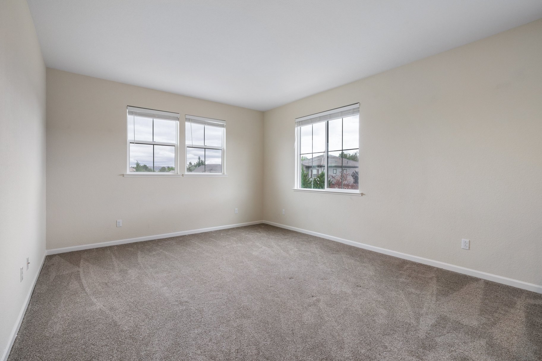  Two Story Walking Distance to Red Hawk Golf Course - 物件實景