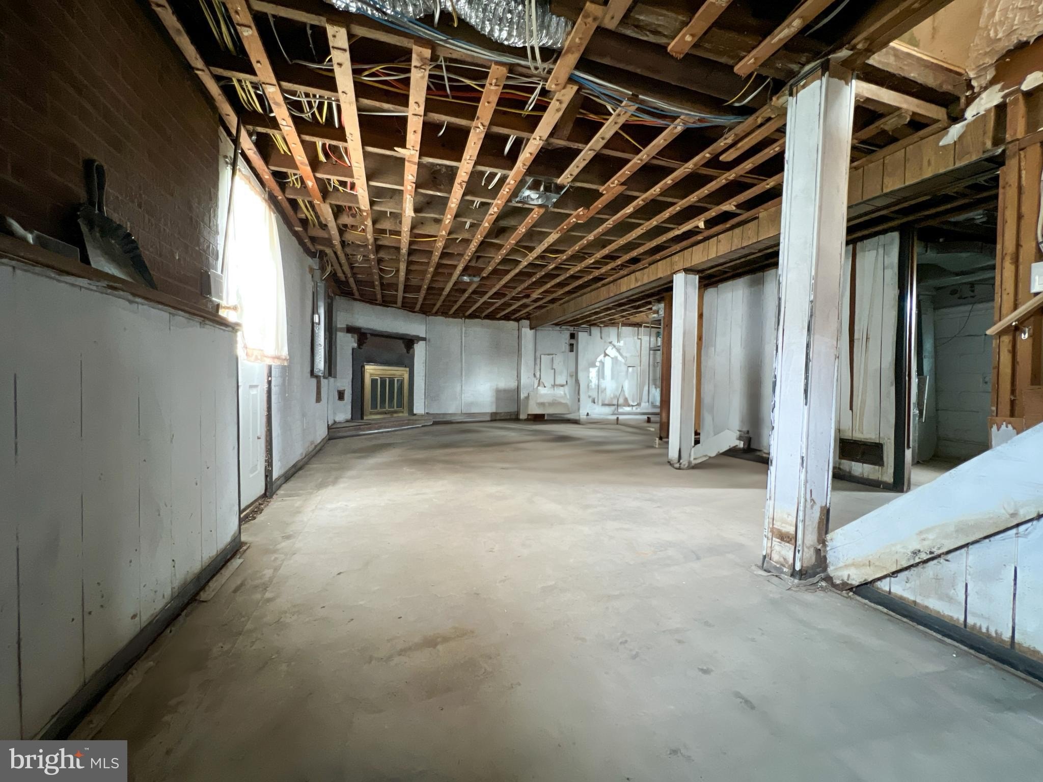 PASADENA, Maryland, 21122, United States, 4 Bedrooms Bedrooms, ,4 BathroomsBathrooms,Residential,For Sale,1975011