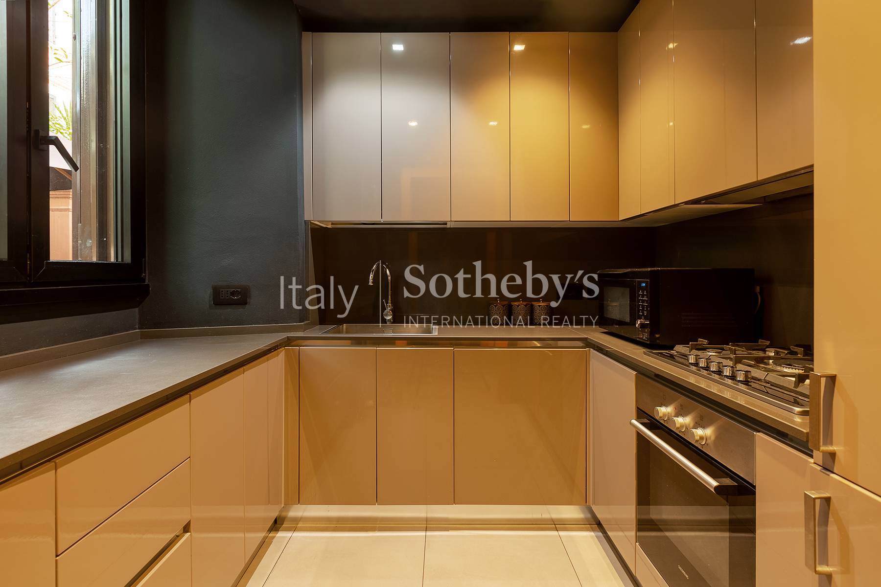  Refined residence with private garden in Viale Parioli - 物件實景