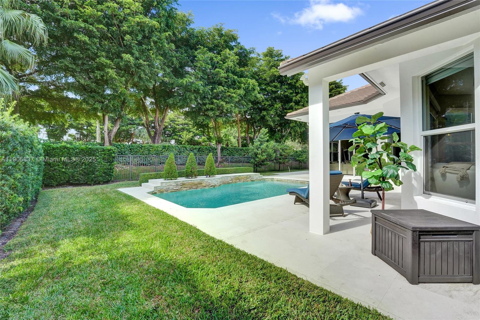 Weston, Florida, 33327, United States, 5 Bedrooms Bedrooms, ,3 BathroomsBathrooms,Residential,For Sale,1991859