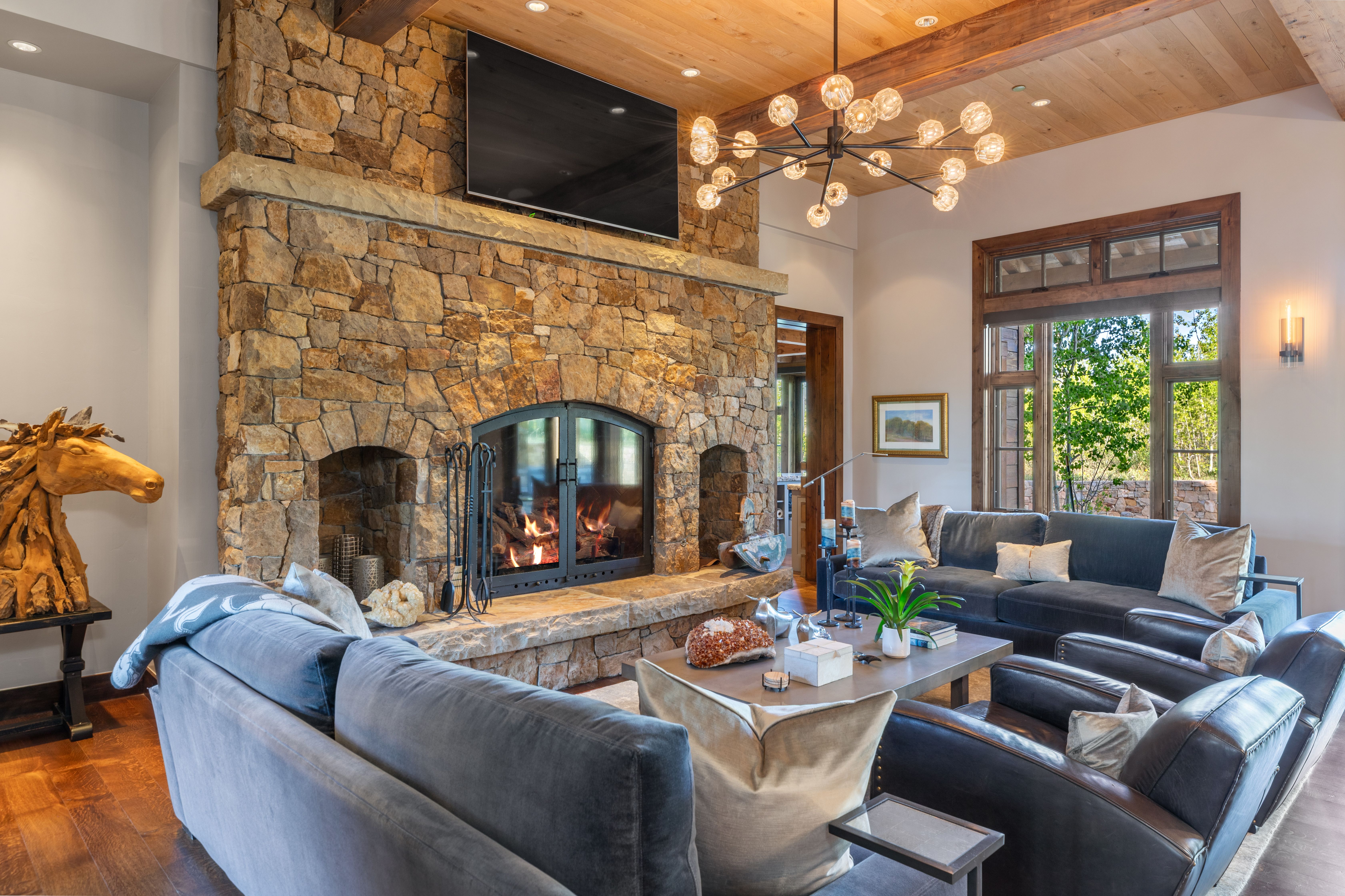  Refined Mountain Elegance In A Premier Setting - 物件實景