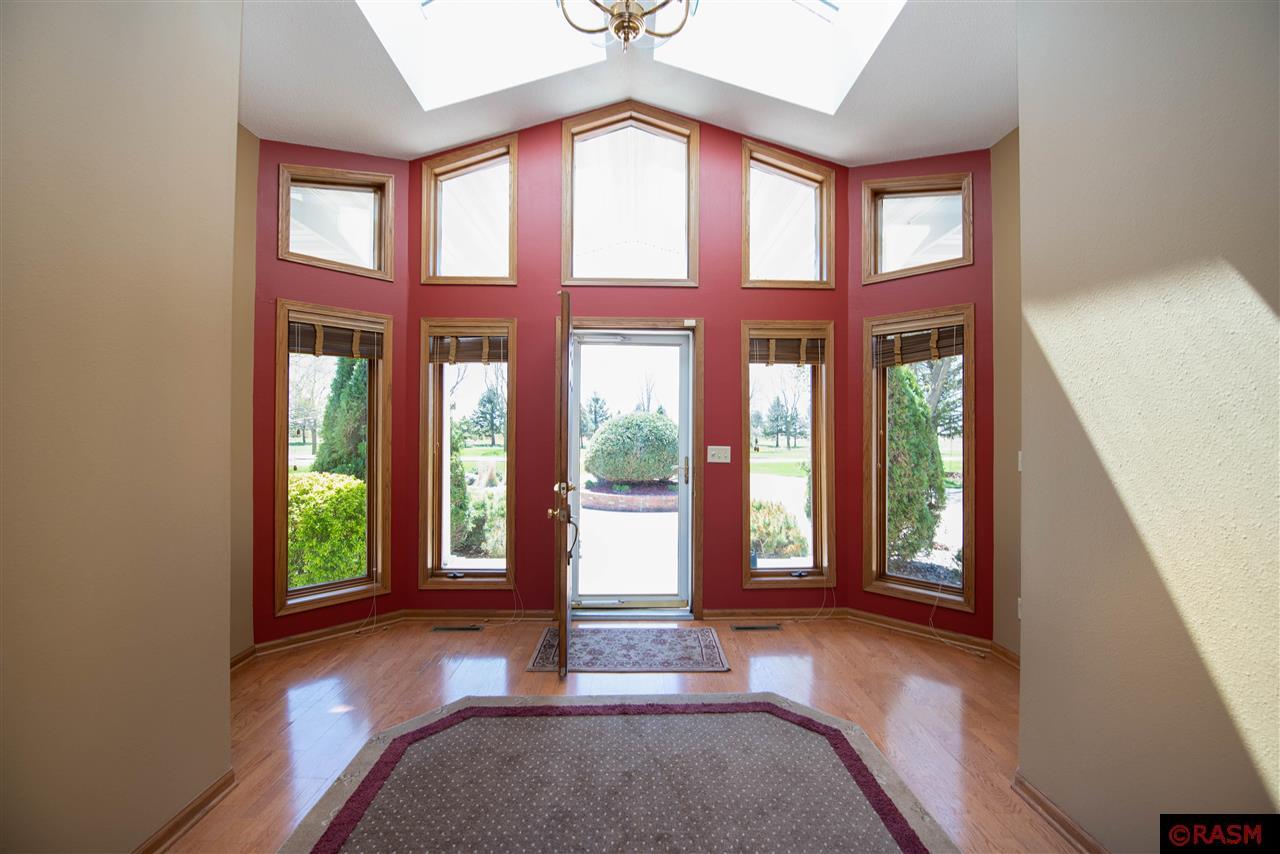 Lake Crystal, Minnesota, 56055, United States, 4 Bedrooms Bedrooms, ,3 BathroomsBathrooms,Residential,For Sale,1798331