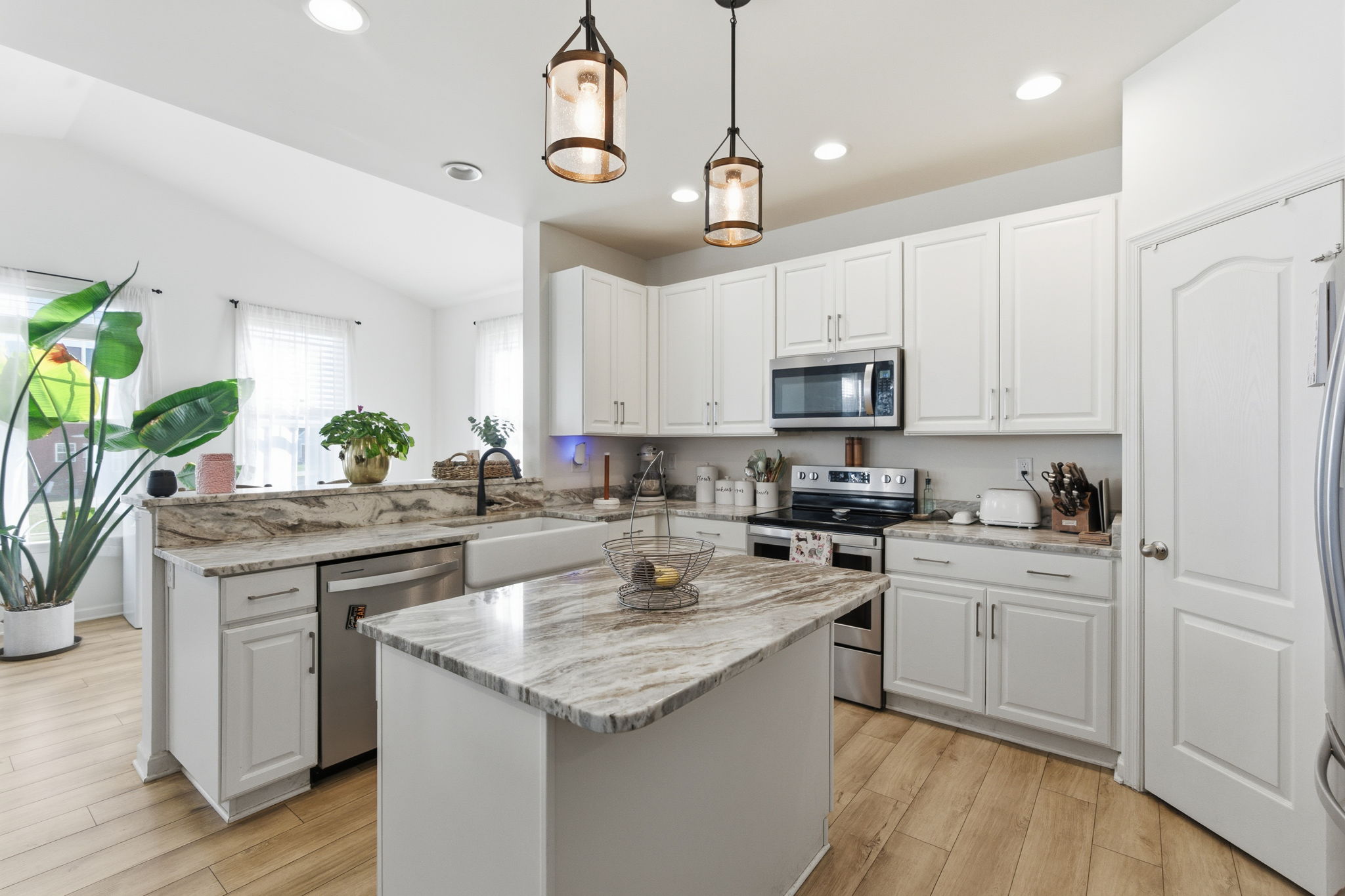 Gerrardstown, West Virginia, 25420, United States, 4 Bedrooms Bedrooms, ,Residential,For Sale,2002538