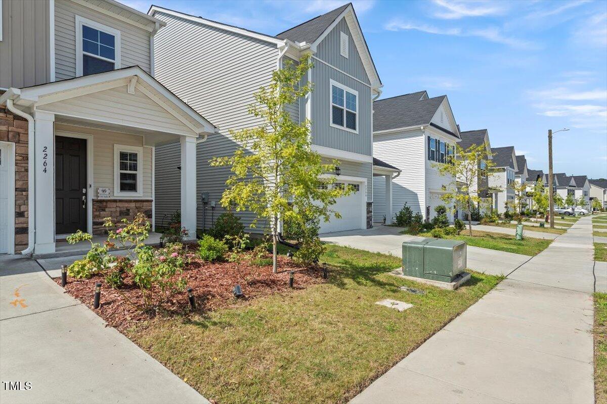 Durham, North Carolina, 27703, United States, 5 Bedrooms Bedrooms, ,3 BathroomsBathrooms,Residential,For Sale,1901808