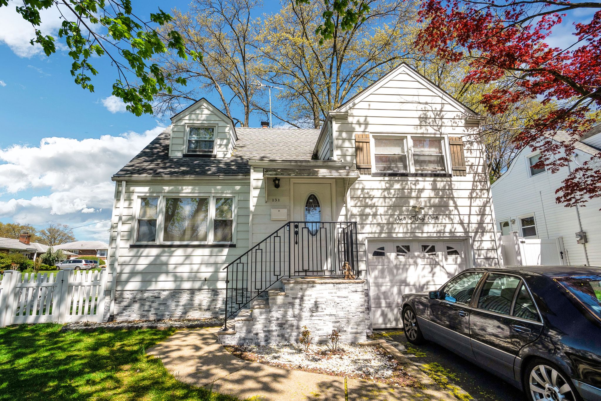Elmwood Park, New Jersey, 07407, United States, 3 Bedrooms Bedrooms, ,2 BathroomsBathrooms,Residential,For Sale,1982757