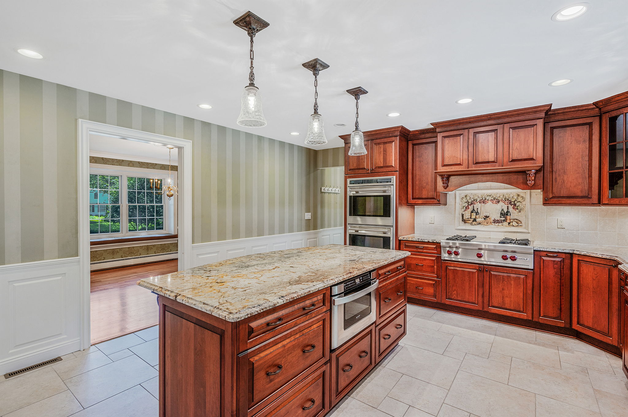 Mount Sinai, New York, 11766, United States, 4 Bedrooms Bedrooms, ,3 BathroomsBathrooms,Residential,For Sale,1924395